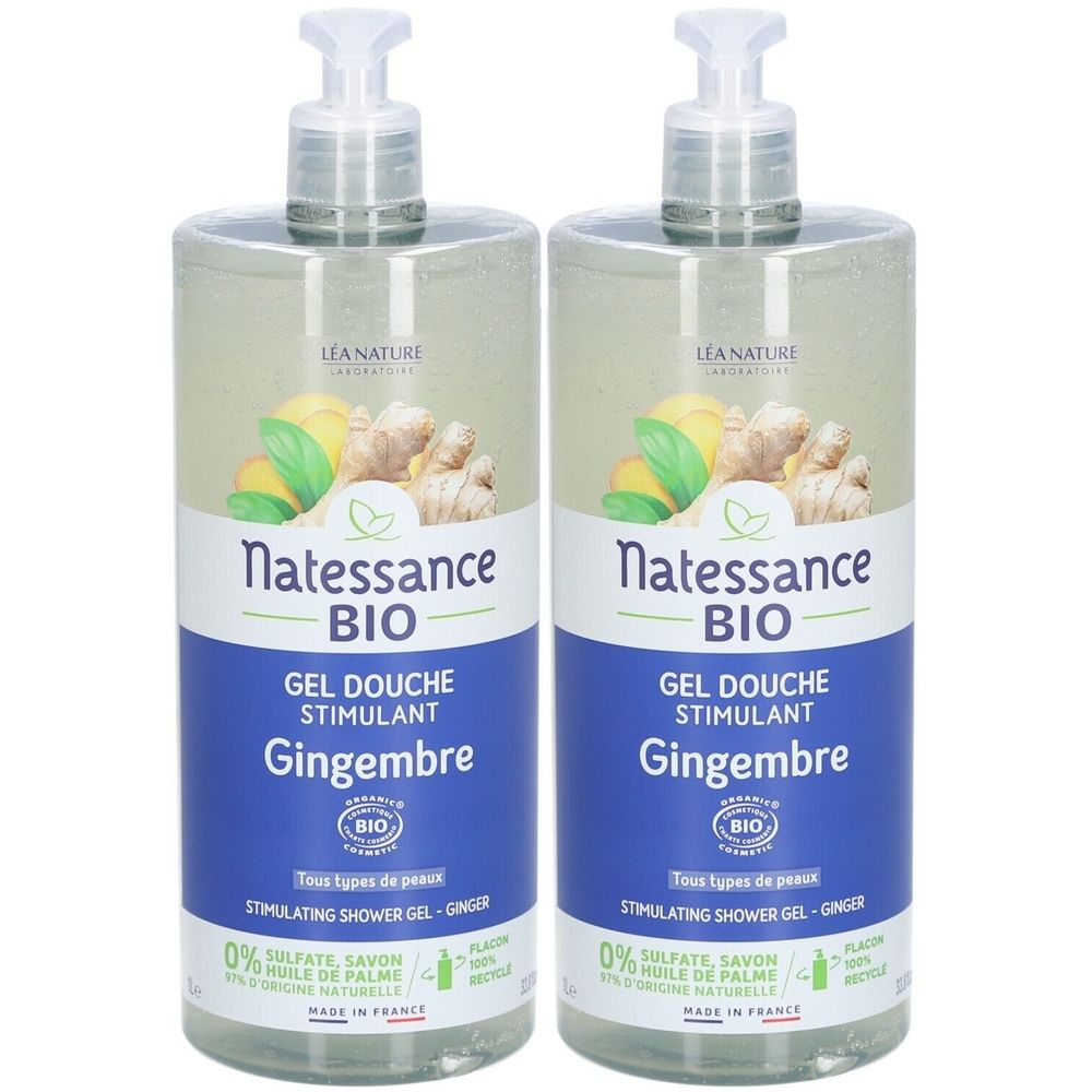 Twee transparante flessen met pomp. Labels met productnaam en gemberillustratie. Bio-certificering.