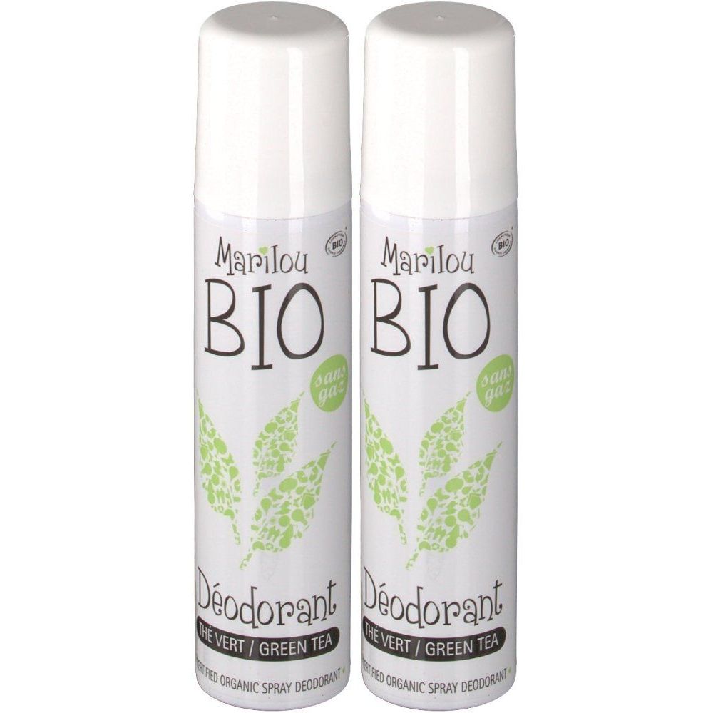 Twee deodorant sprays met witte dop. Opschrift: Marilou BIO, Déodorant, groene thee. Bio-certificering.