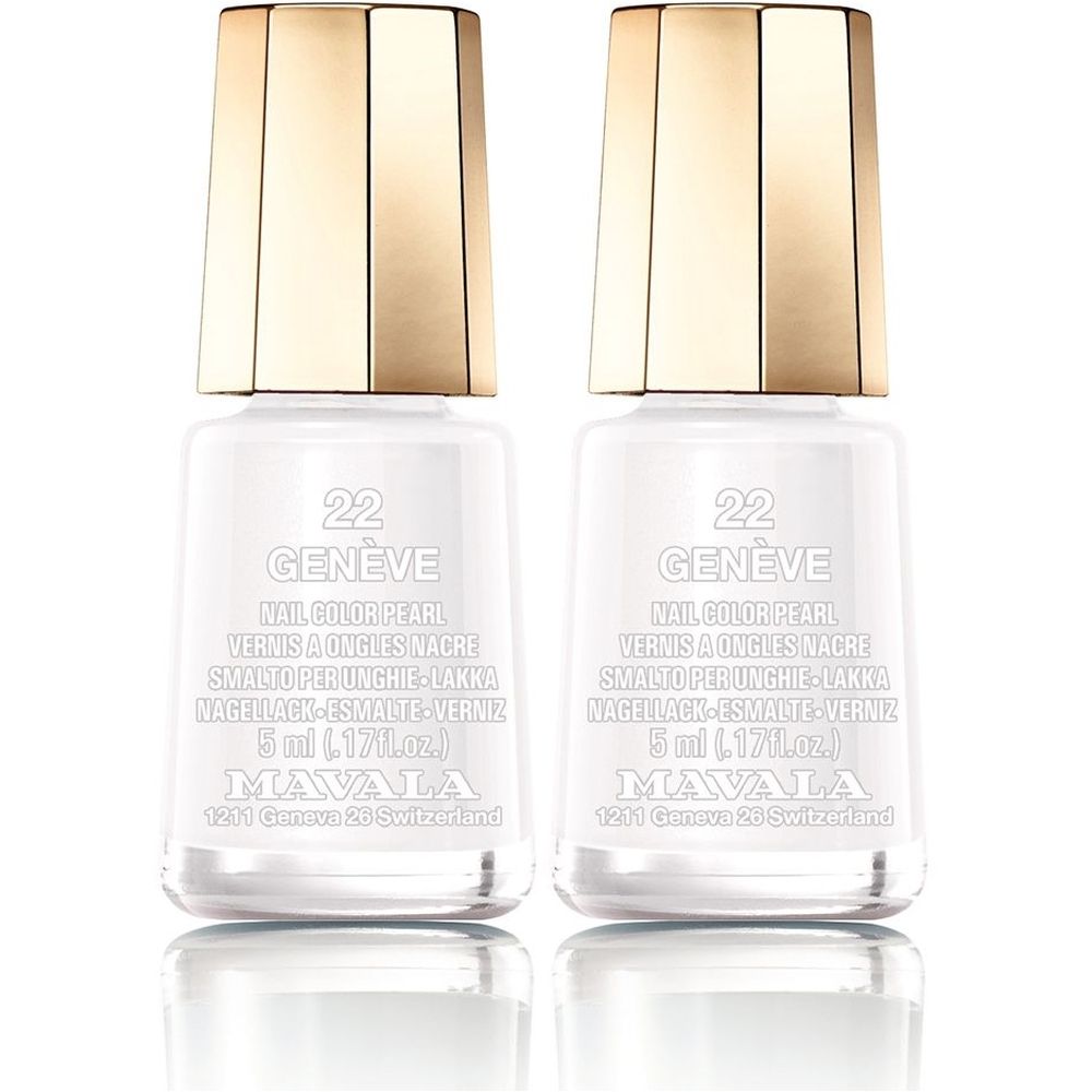 Twee flesjes Mavala Mini Color Nagellak Crème Genève 22 Pearl, elk 5 ml.