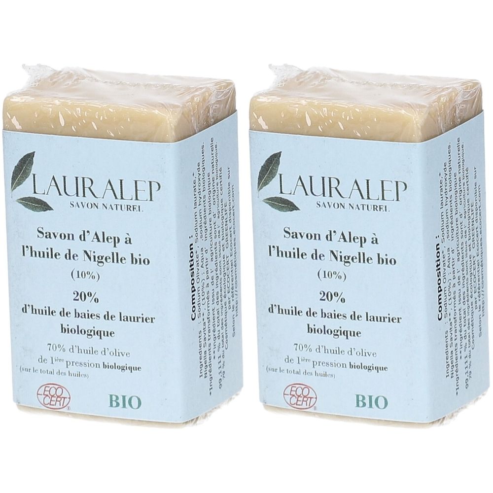 Deux savons emballés. Inscription: LAURALEP Savon d'Alep à l'huile de Nigelle bio, certification BIO.