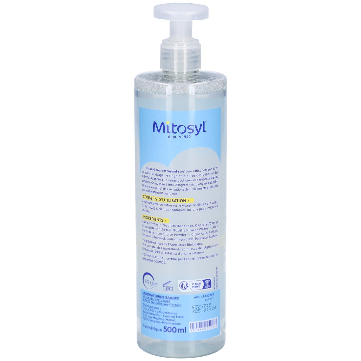 Fles met pomp. Opschrift: Mitosyl, Eau Nettoyante Apaisante. Achterkant met tekst, ingrediënten en 500ml. COSMOS NATURAL-certificering.