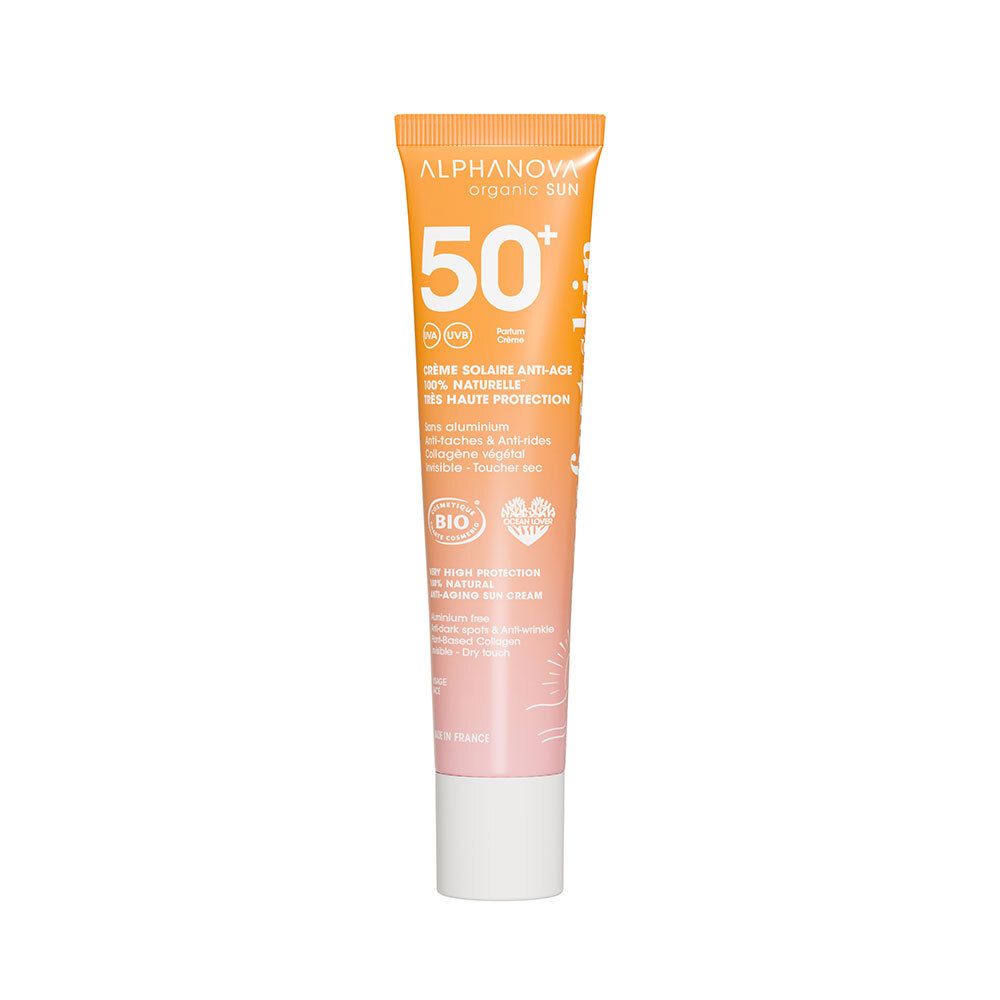 Tube orange avec bouchon blanc. Texte: Alphanova, organic sun, 50+, Crème solaire Anti-Age, 100% naturelle, certification Bio.