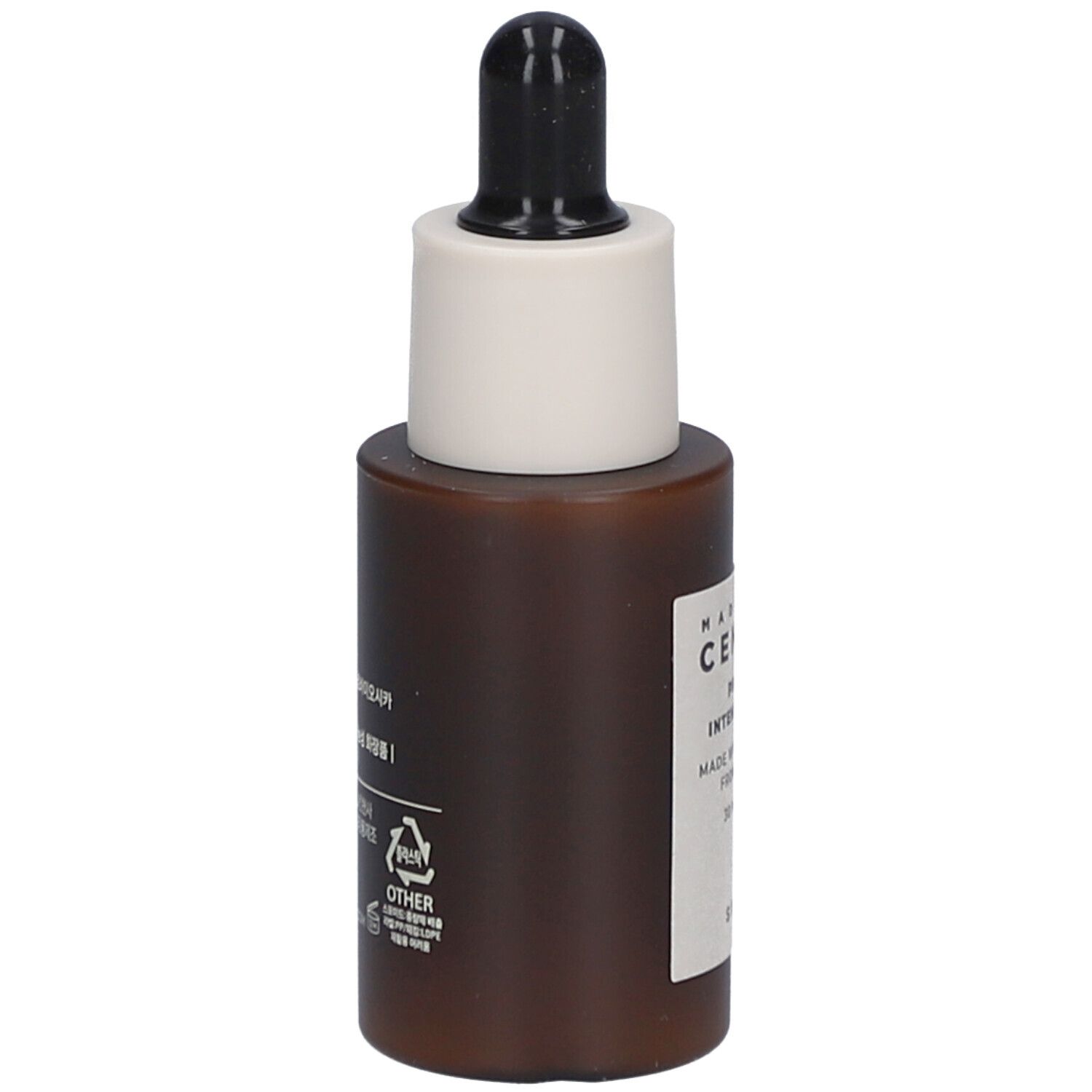 Bruine serumfles met witte dop en zwarte pipet. Label met tekst. SKIN1004.