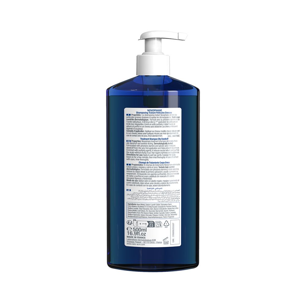 Achterkant van een blauwe fles met witte pomp. Meertalige tekst. 500ml.