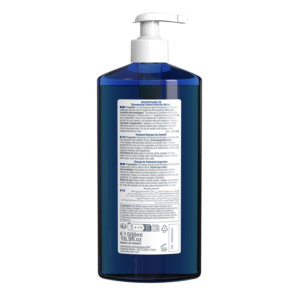 Achterkant van een blauwe fles met witte pomp. Meertalige tekst. Productnaam: Novophane DS.
