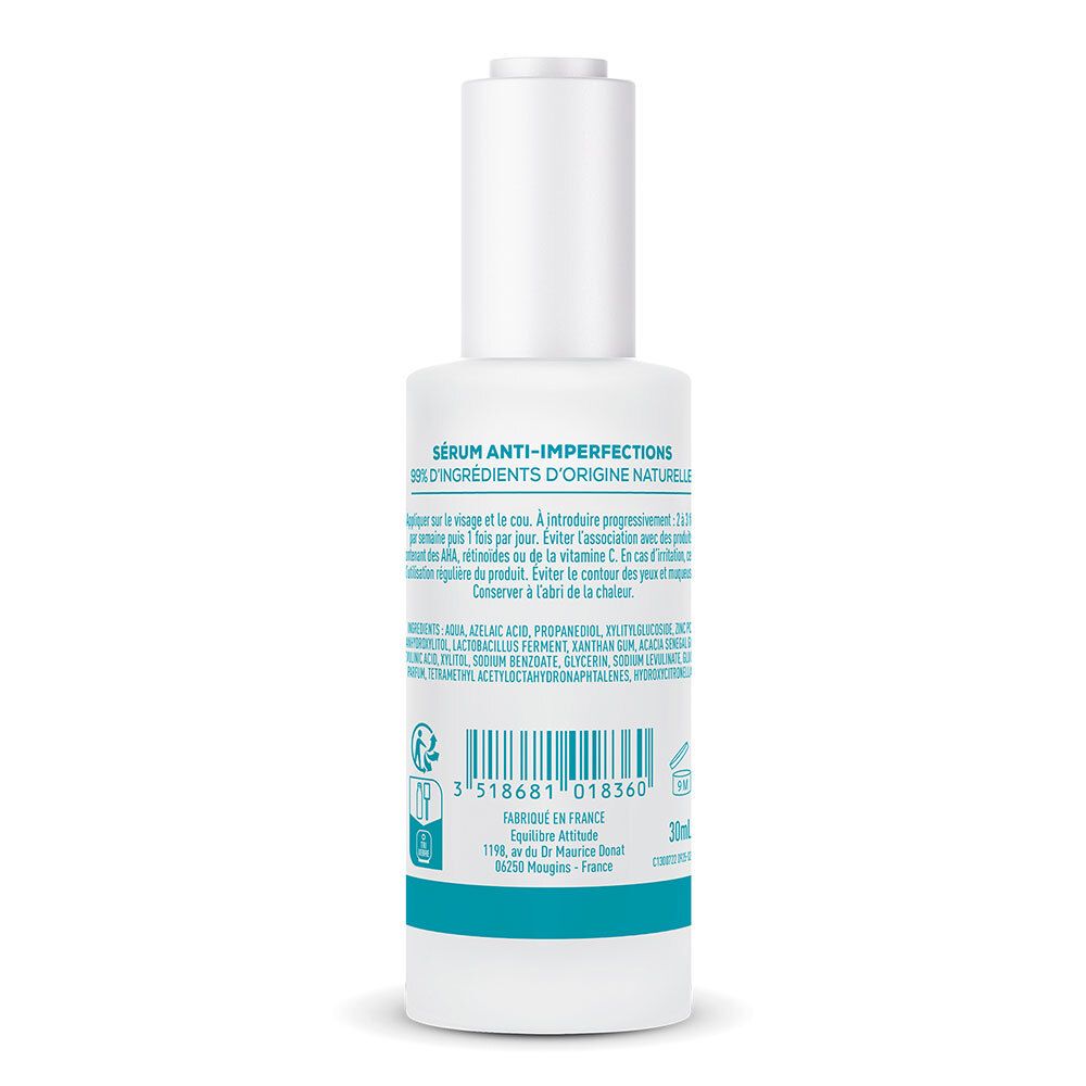 Achterkant van de fles. Tekst: Sérum Anti-imperfections, ingrediënten, 50ml, gemaakt in Frankrijk.