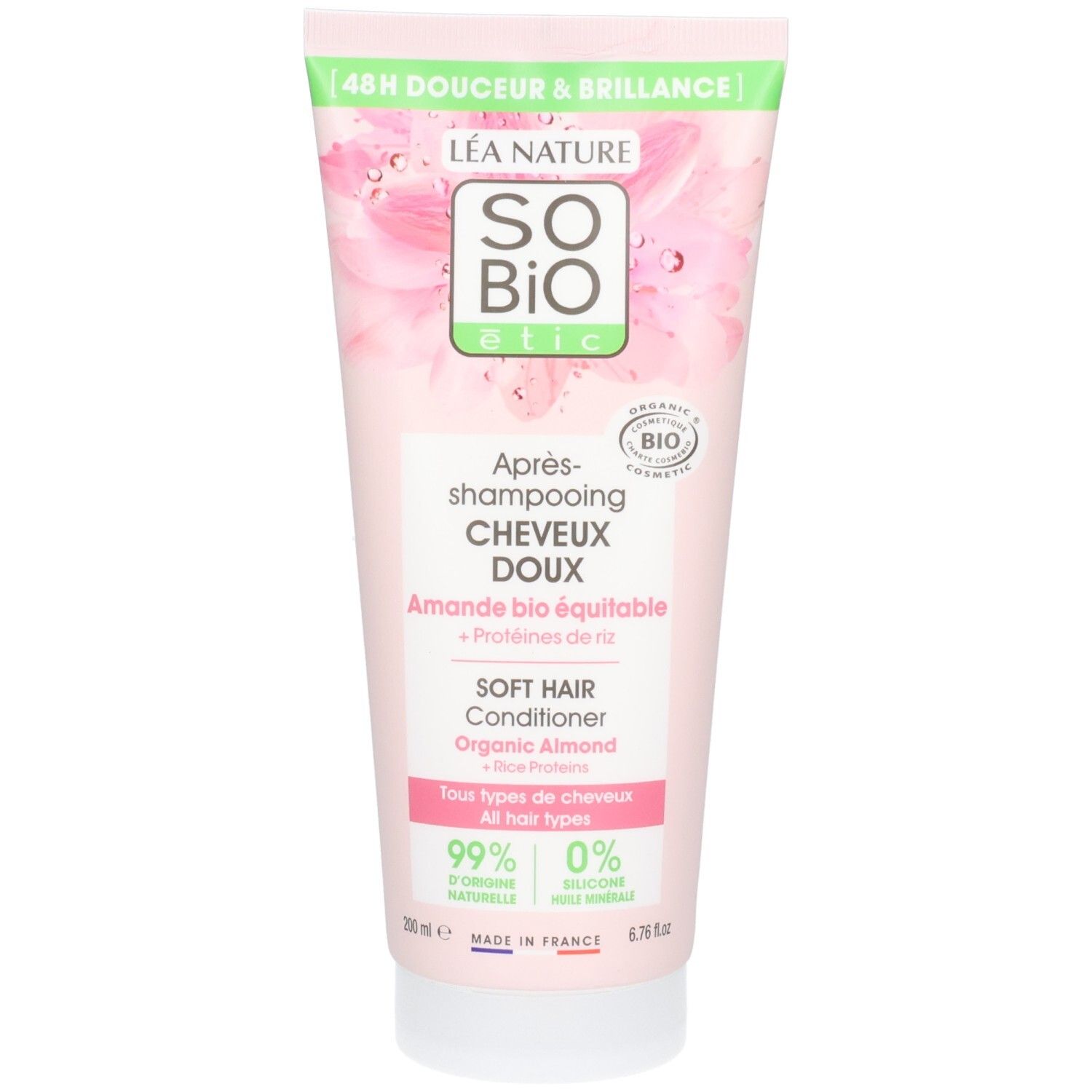 Roze tube met groene dop. Opschrift: So Bio Etic Après-Shampooing Cheveux Doux. Bio-certificering. Tekst in het Frans en Engels.