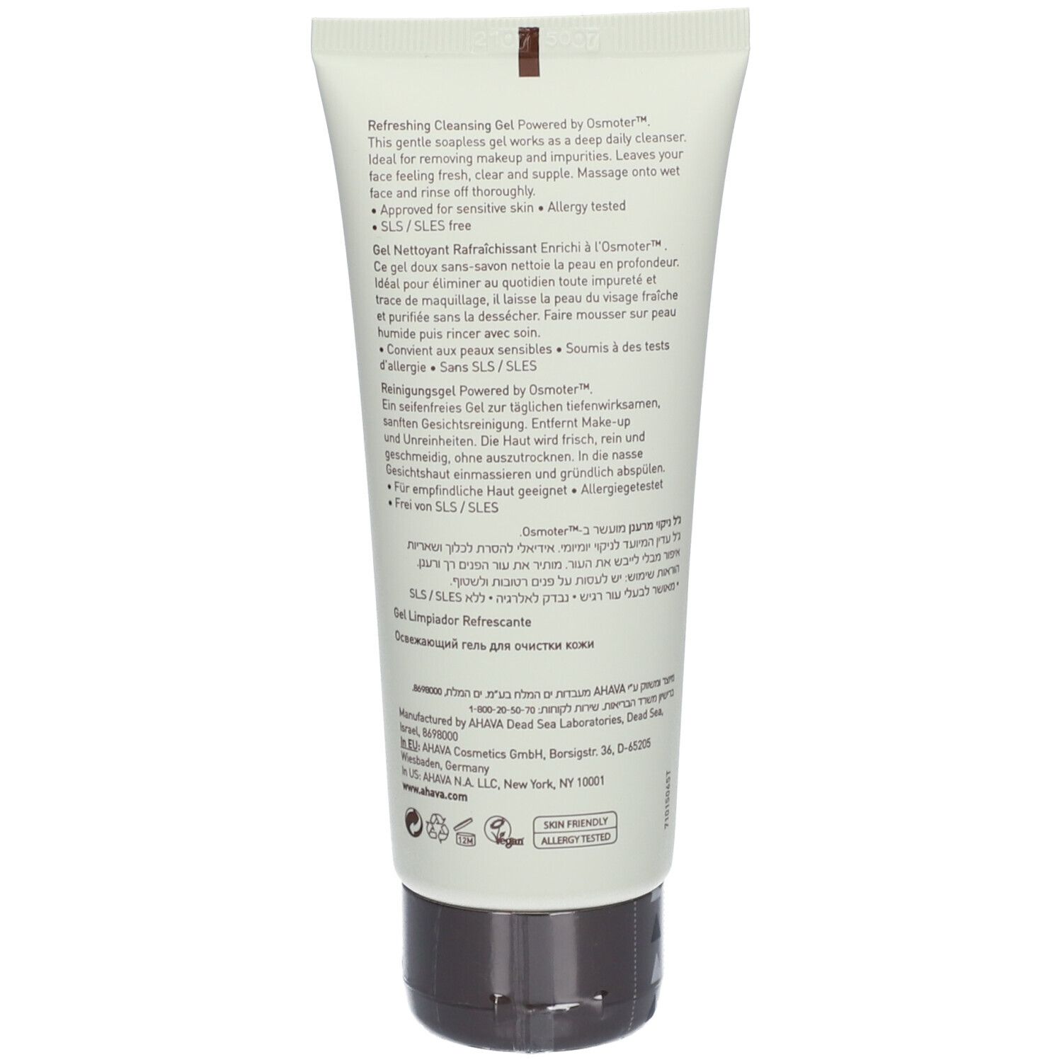 Tube blanche avec bouchon foncé contenant un gel nettoyant rafraîchissant. Texte sur le devant.