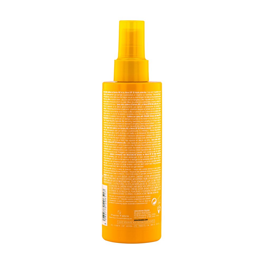 Achterkant van de gele zonnecrèmesprayfles. Tekstinformatie en logo's.