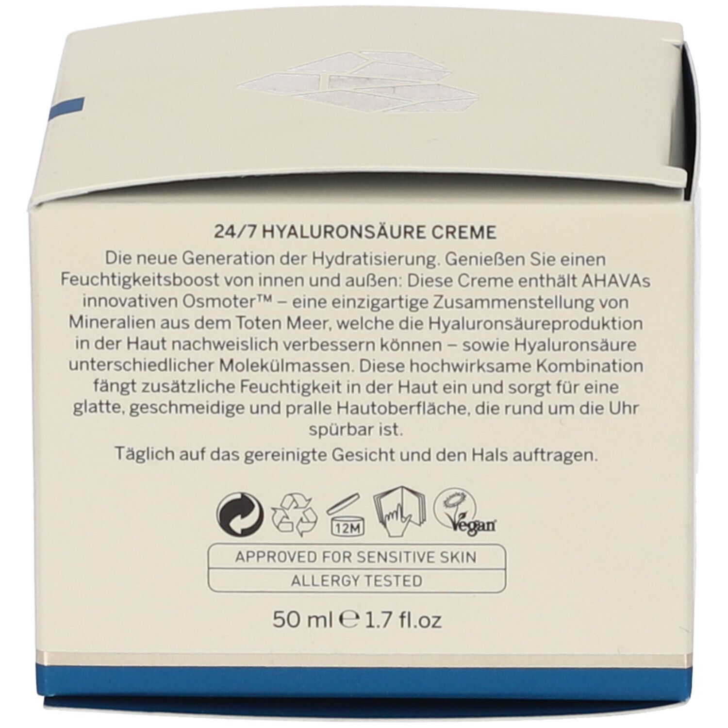 Bovenkant van de doos. Tekst: 24/7 HYALURONSÄURE CREME. APPROVED FOR SENSITIVE SKIN. 50 ml e 1.7 fl.oz.