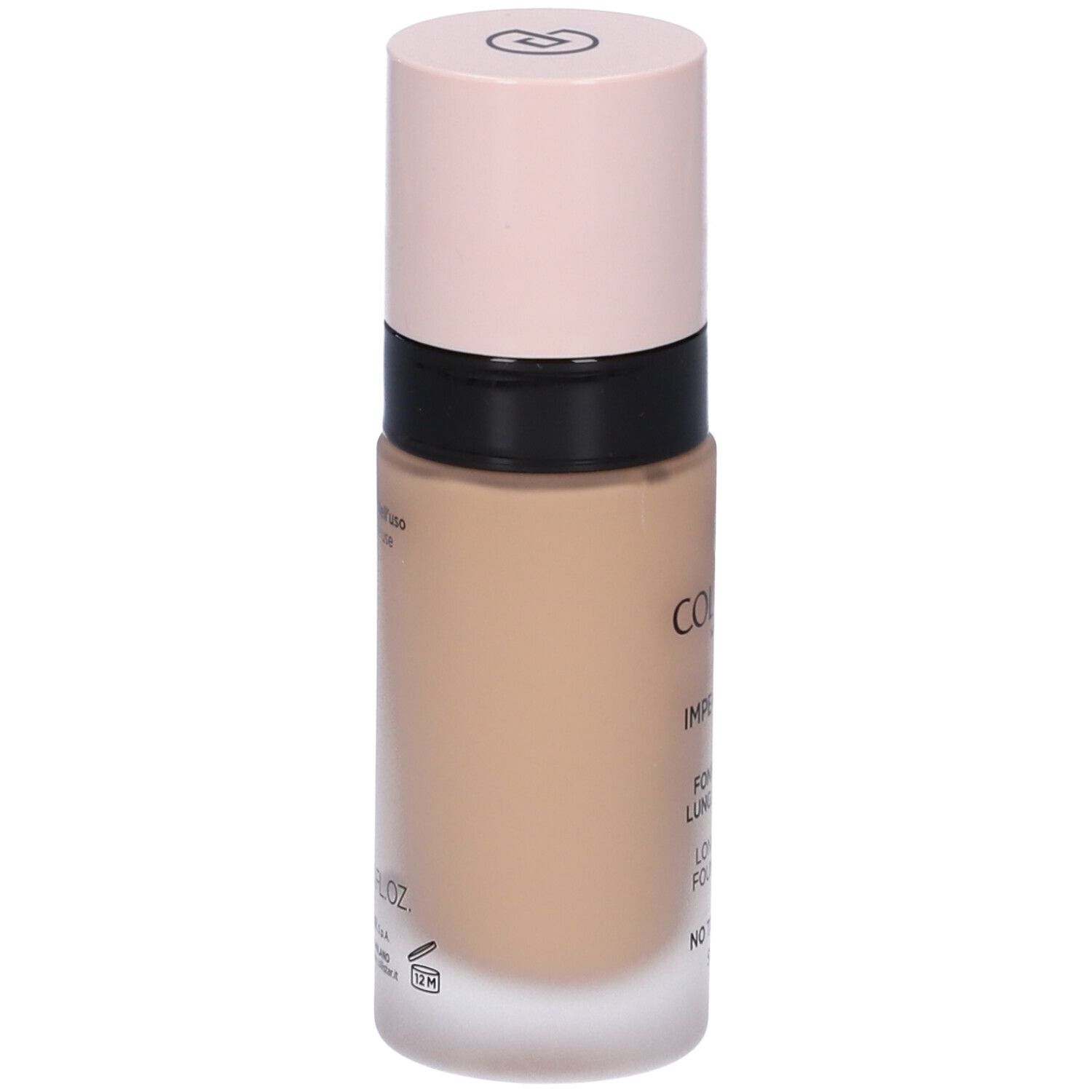 Flacon de fond de teint beige avec bouchon rose. Inscriptions : COLLISTAR, IMPECCABILE, FONDOTINTA LUNGA TENUTA, LONG WEAR FOUNDATION, NO TRANSFER, SPF 15.