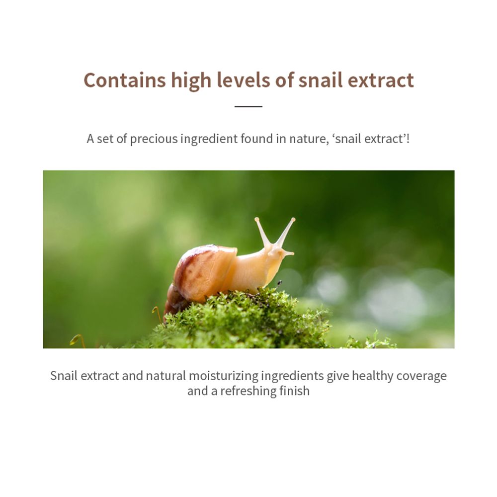 Image avec texte : Contient de l'extrait d'escargot. Escargot sur mousse. Texte : Snail extract and natural moisturizing ingredients give healthy coverage and a refreshing finish.