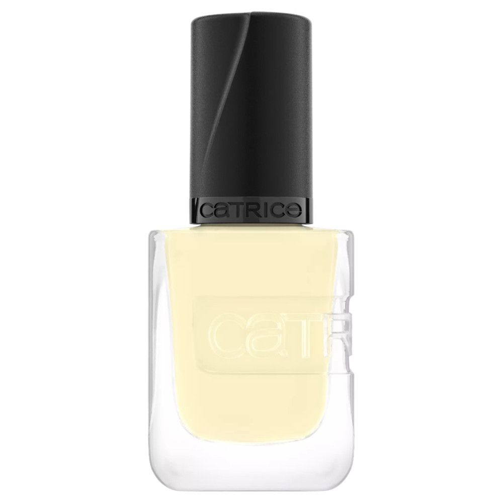 Flacon de vernis à ongles avec bouchon noir. Catrice est écrit sur le flacon.