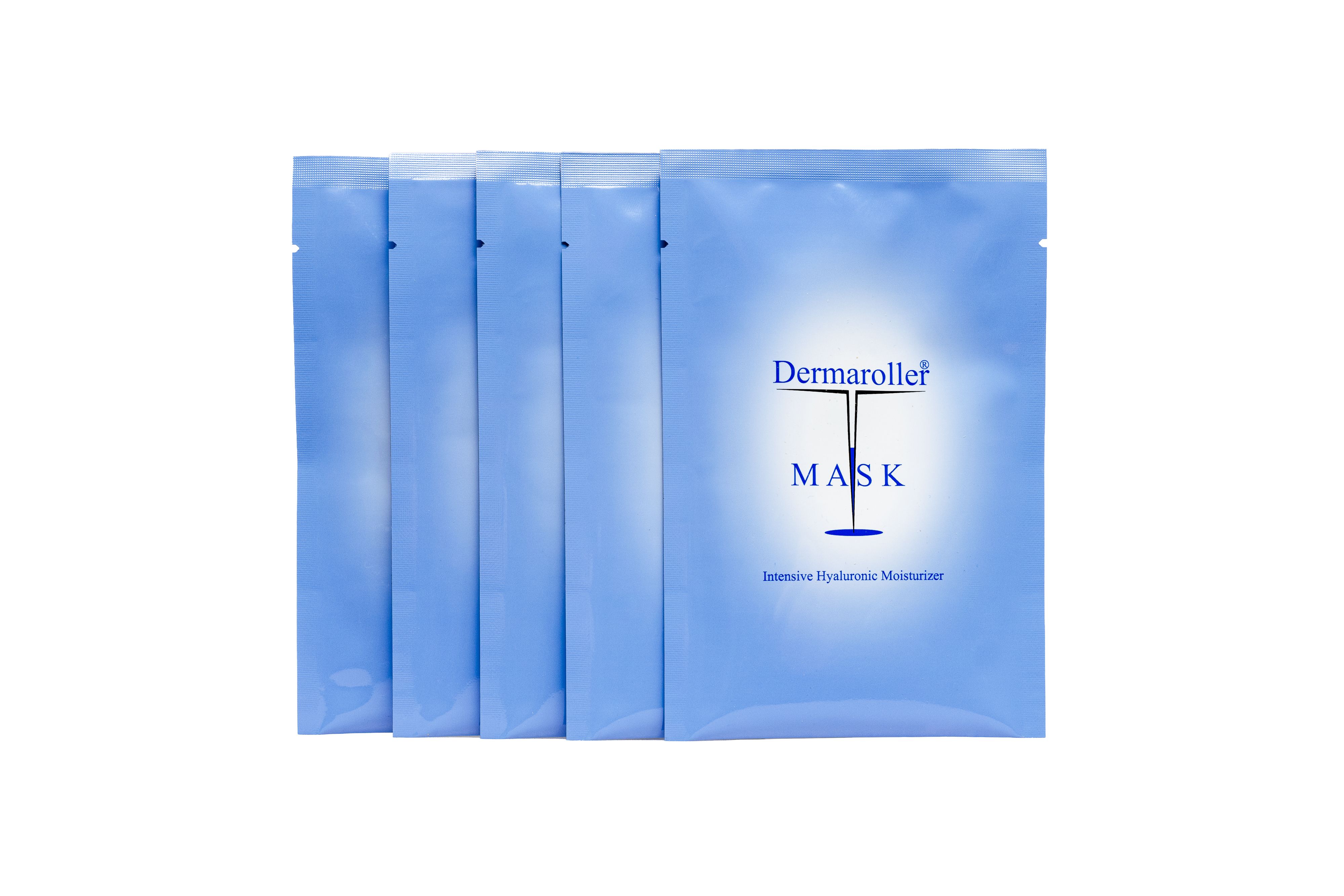 Vijf individueel verpakte Dermaroller Maskers in blauwe zakjes.