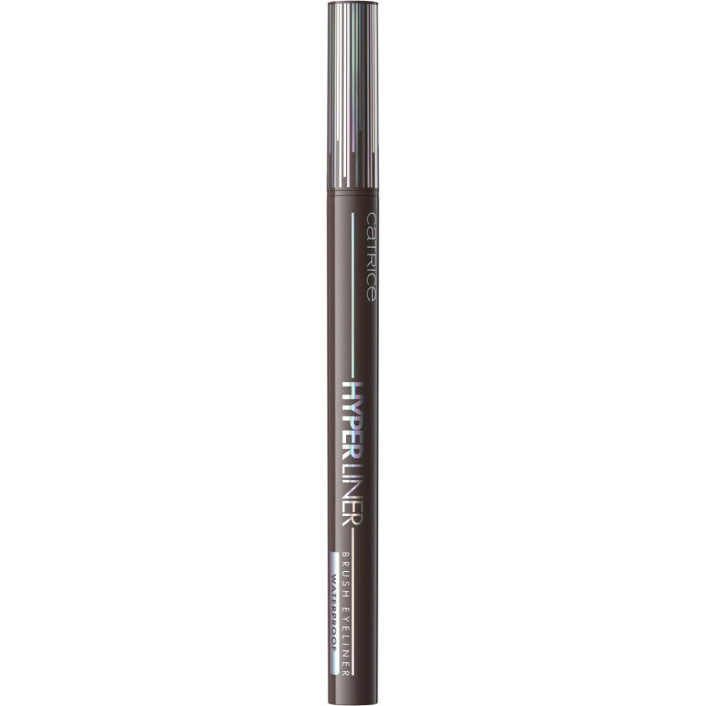 Bruine eyeliner pen met zilveren applicator. Tekst: CATRICE HYPER LINER BRUSH EYELINER.