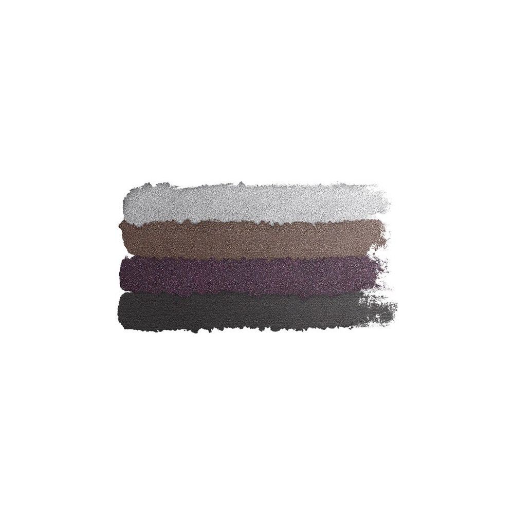 Quatre teintes argent, marron, violet et noir. Bandes de couleur sur fond blanc.