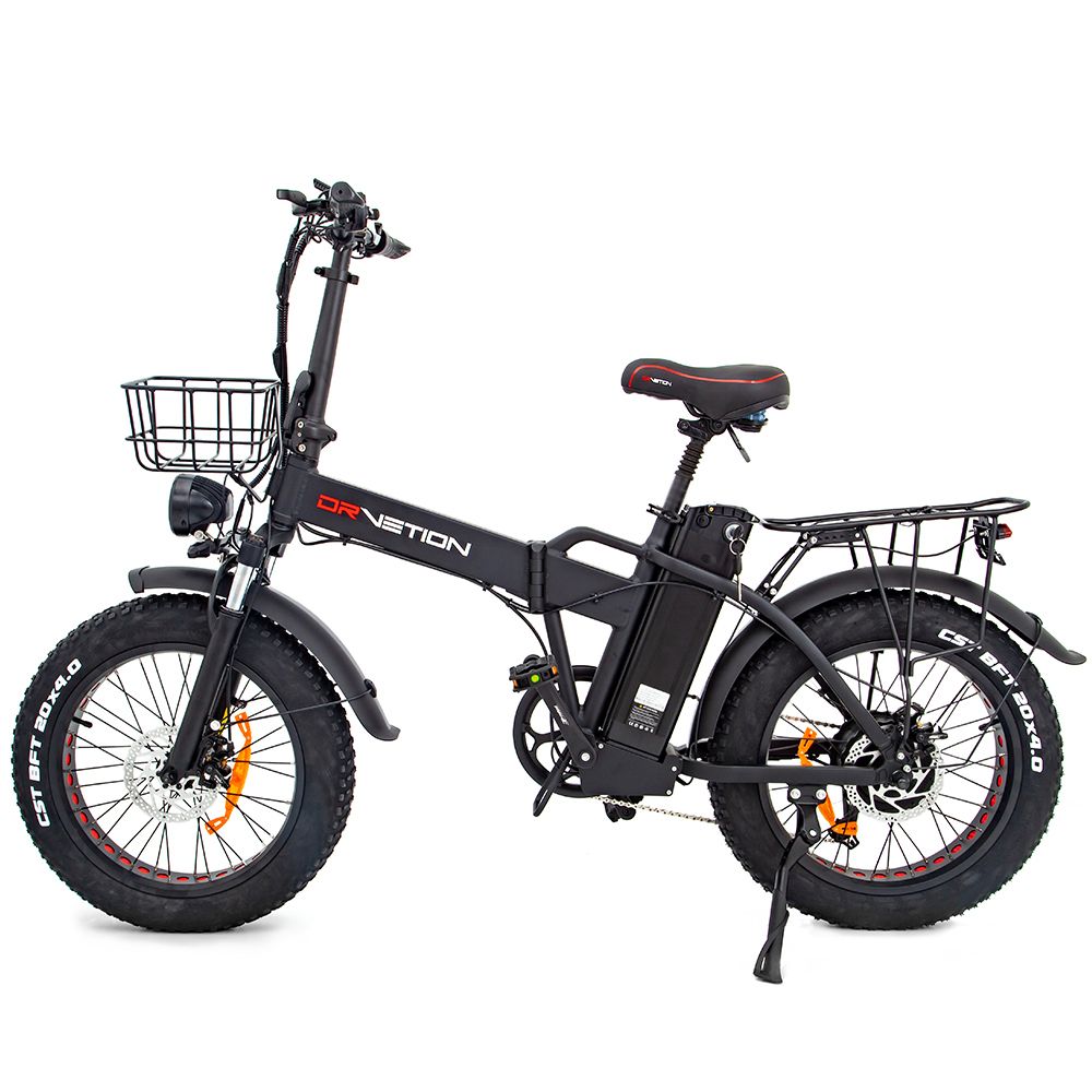 Zwarte elektrische fiets met mand, bagagerek en koplamp. DRVETION-logo zichtbaar.