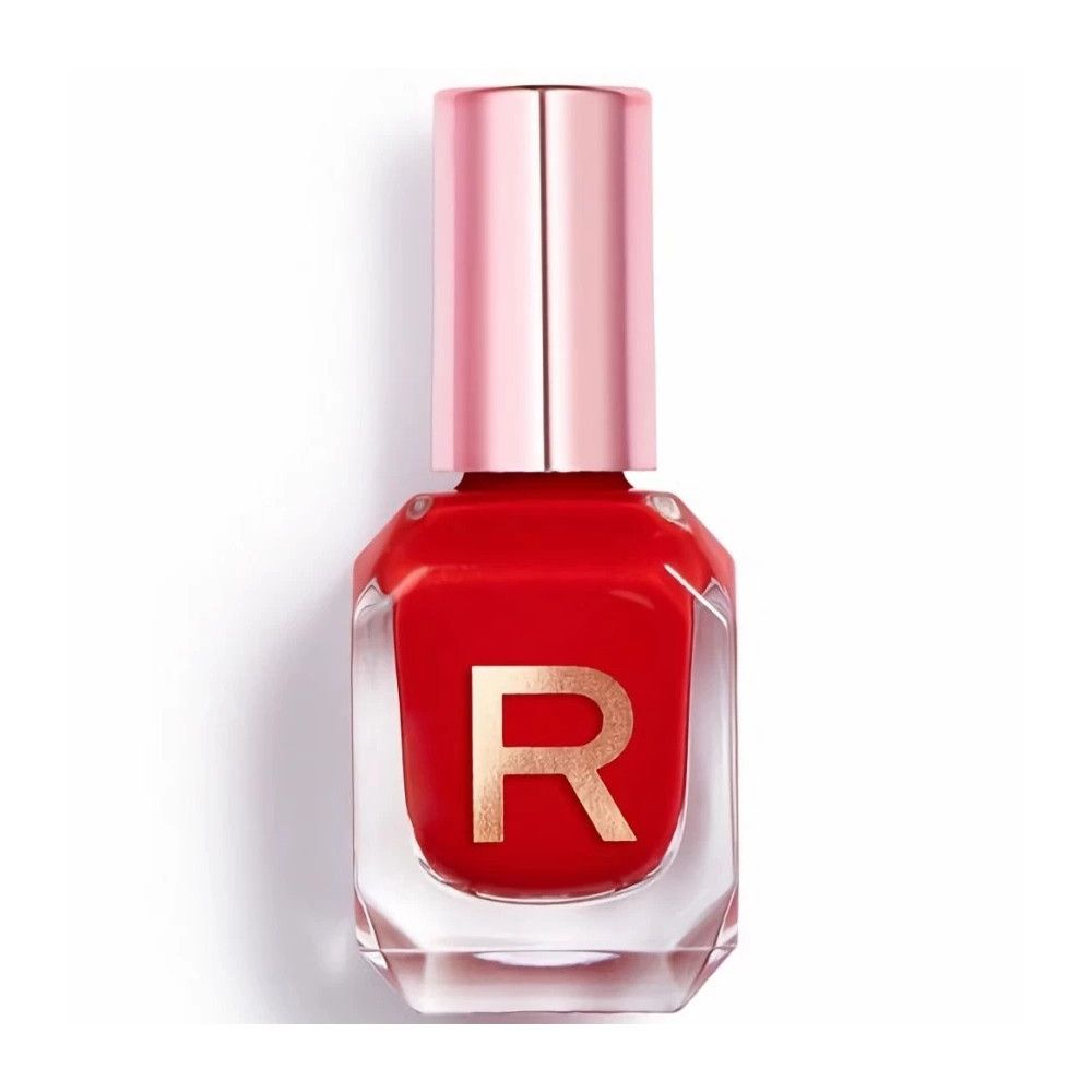 Rode nagellak in een transparante fles met roze dop en applicator.