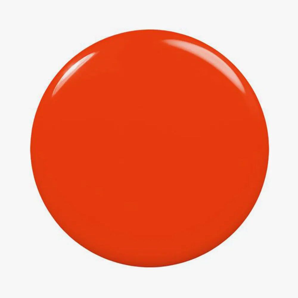 Ronde, glanzende vlek van oranje nagellak. Op witte achtergrond.