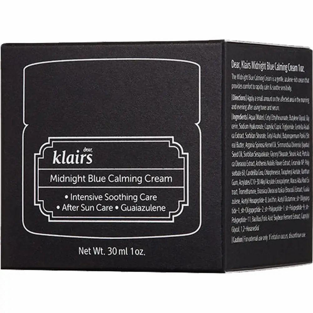 Zwarte doos met witte tekst. Opschrift: klairs Midnight Blue Calming Cream. Tekst op de zijkant.
