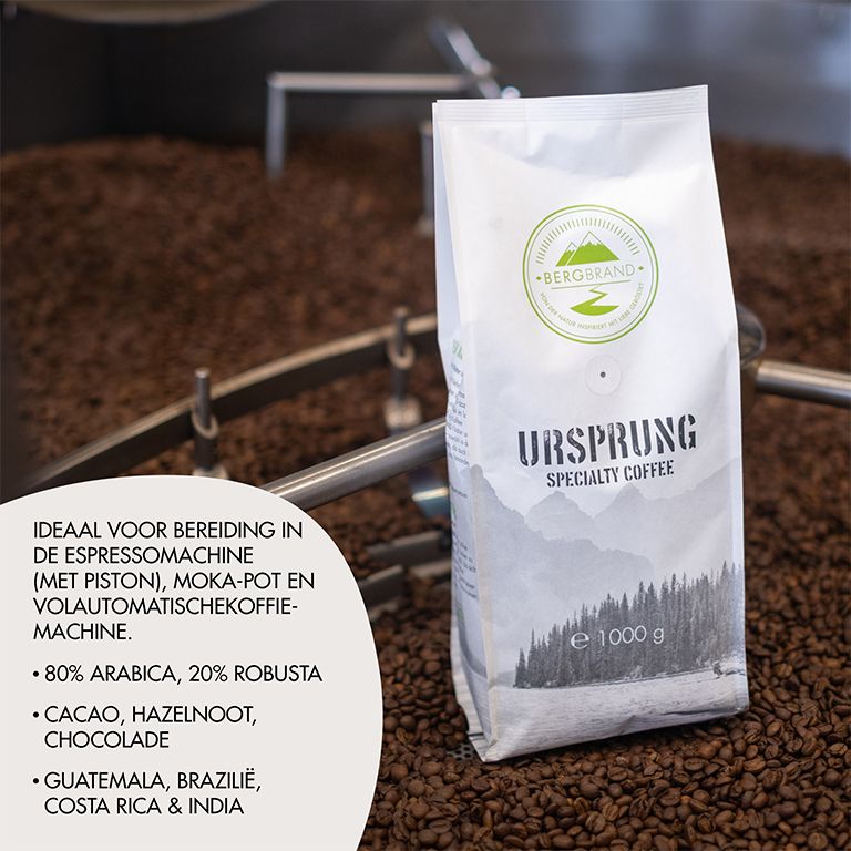 Koffiebonenverpakking met "URSPRUNG". Logo "BERGBRAND". Gewicht: 1000 g. Tekst.
