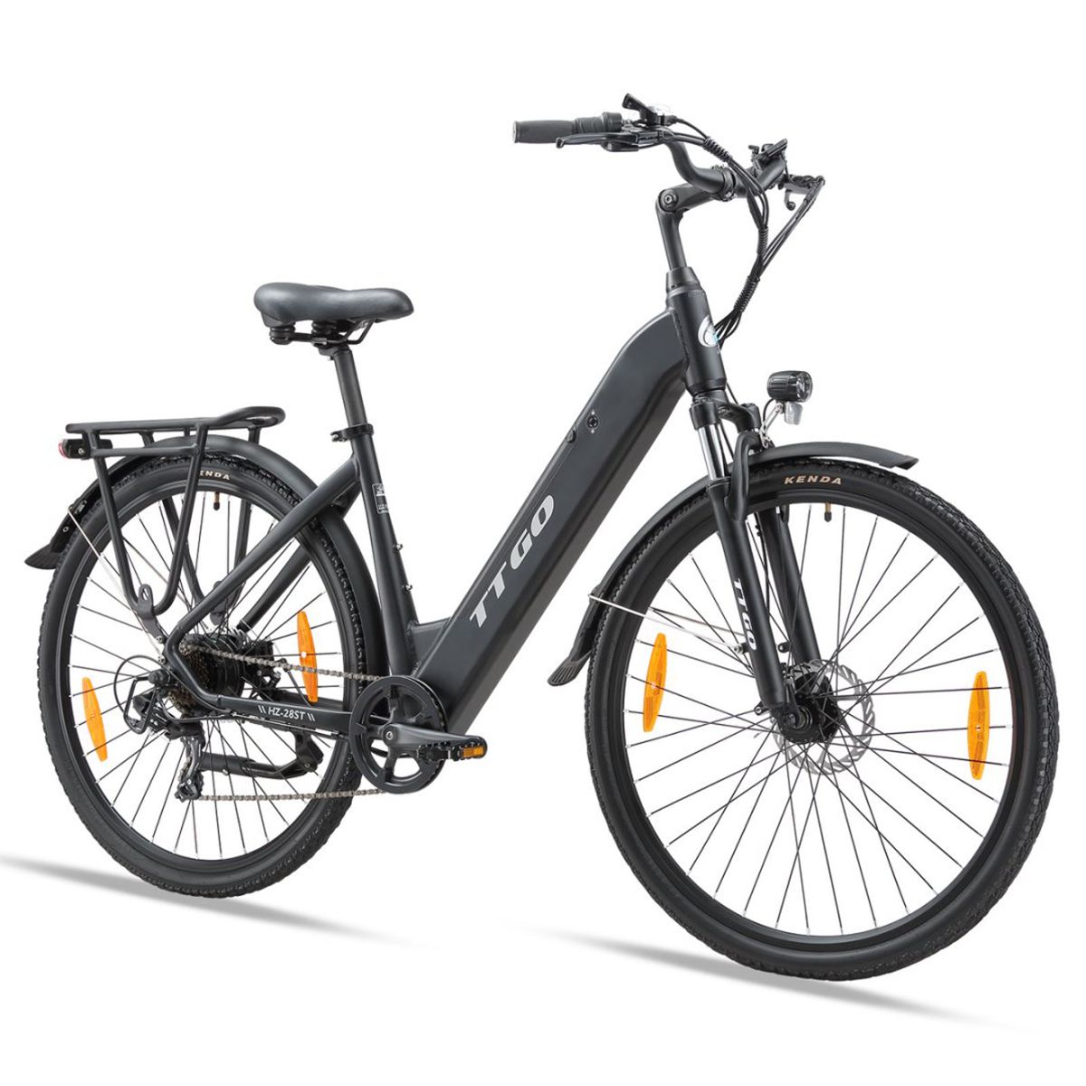 Vélo électrique noir TTGO. Porte-bagages, garde-boue, phares et réflecteurs. Pneus Kenda.