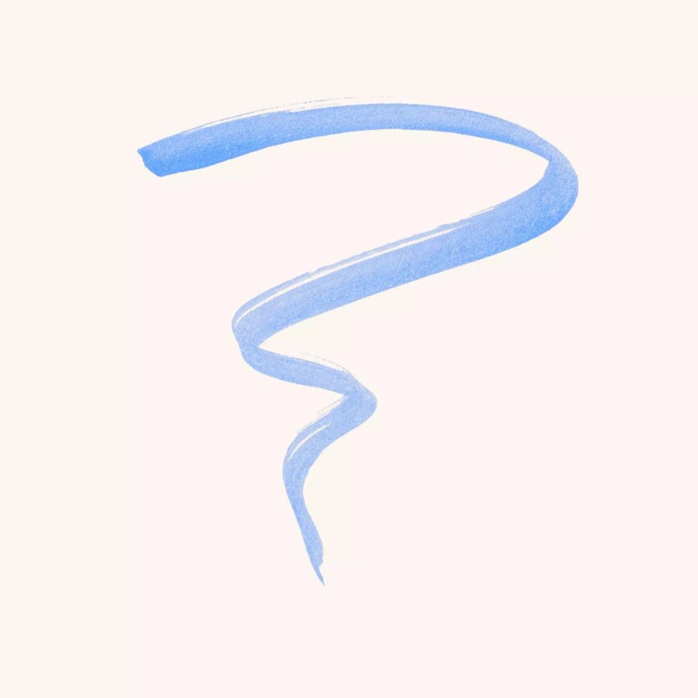 Trait d'eyeliner bleu en forme incurvée. Sur fond clair.