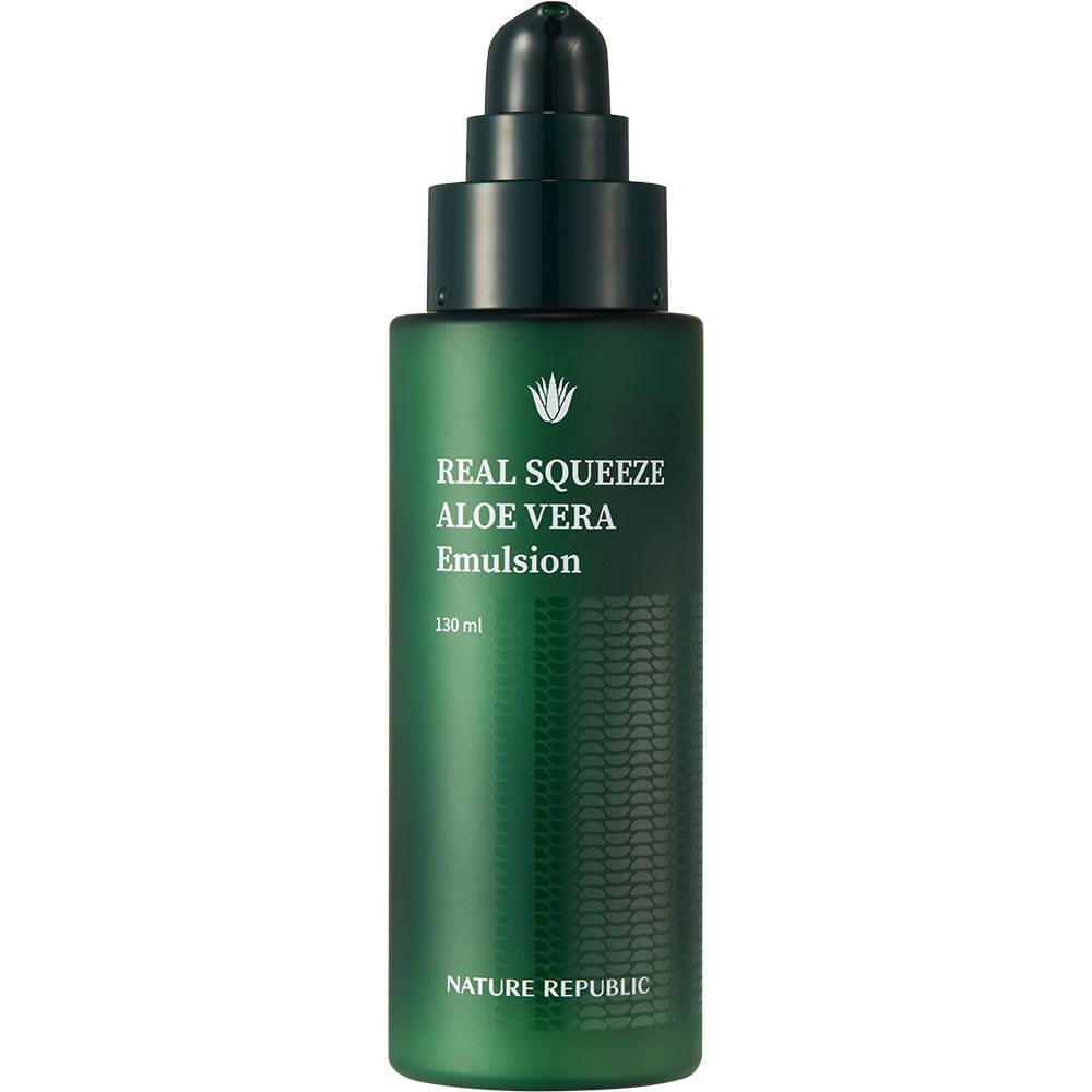 Flacon vert avec pompe. Inscription: REAL SQUEEZE ALOE VERA Emulsion. Marque NATURE REPUBLIC. 130 ml.
