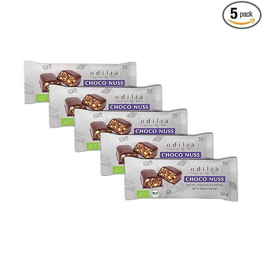 Vijf Odilia Choco Nuss repen met chocoladecoating en noten vulling.