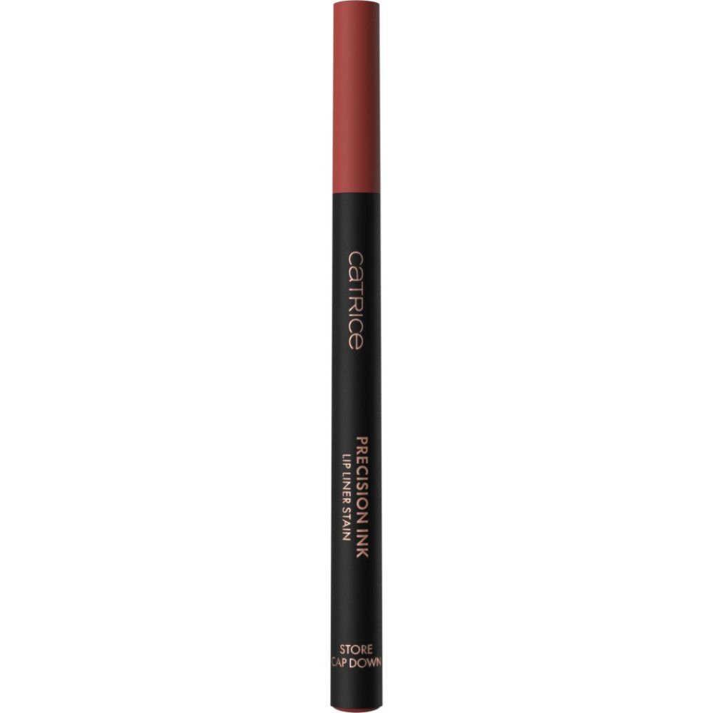 Zwarte lipliner met rode applicator. Tekst: CATRICE PRECISION INK LIP LINER STAIN.