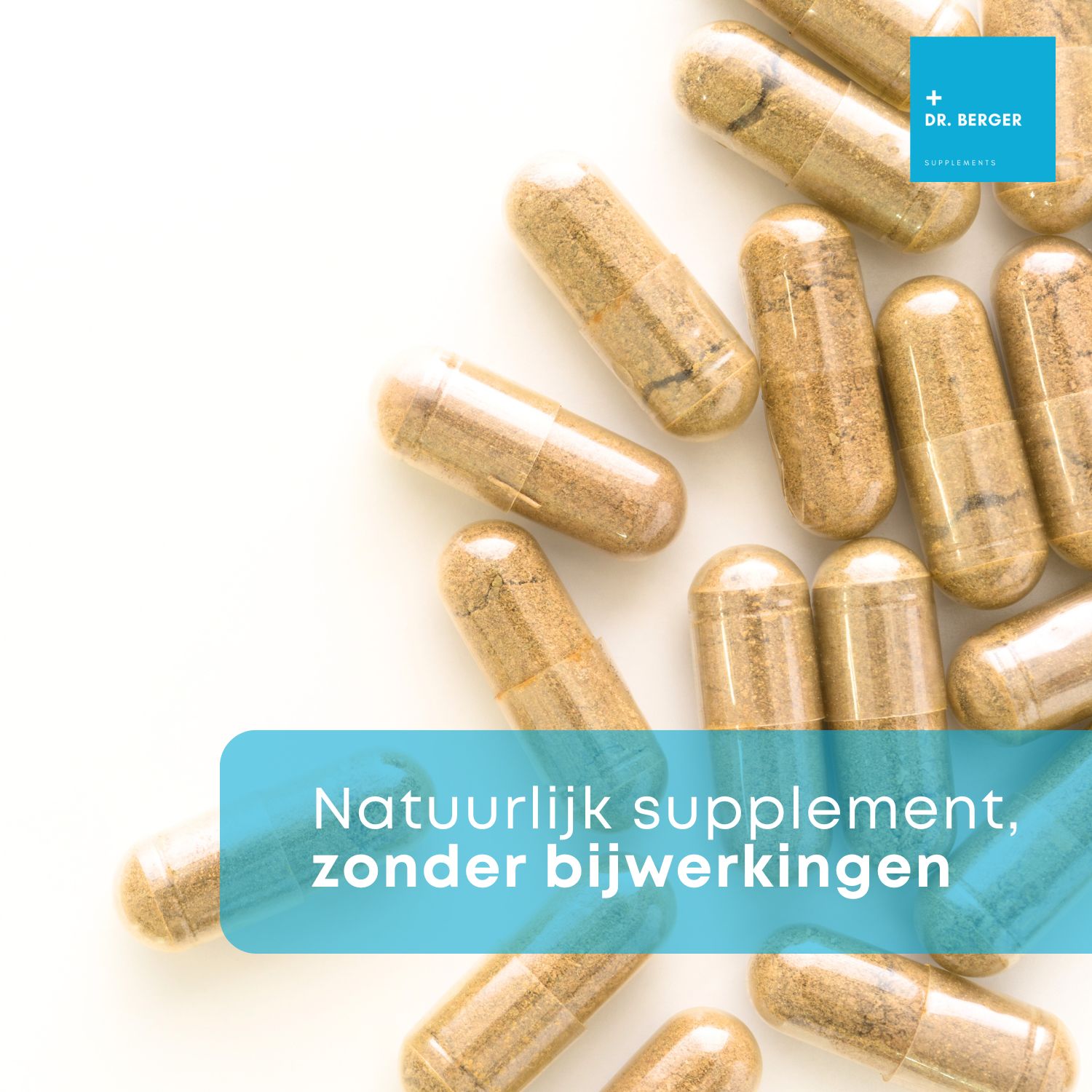 Veel bruine capsules op witte achtergrond. Blauw vlak met tekst: Natuurlijk supplement, zonder bijwerkingen.