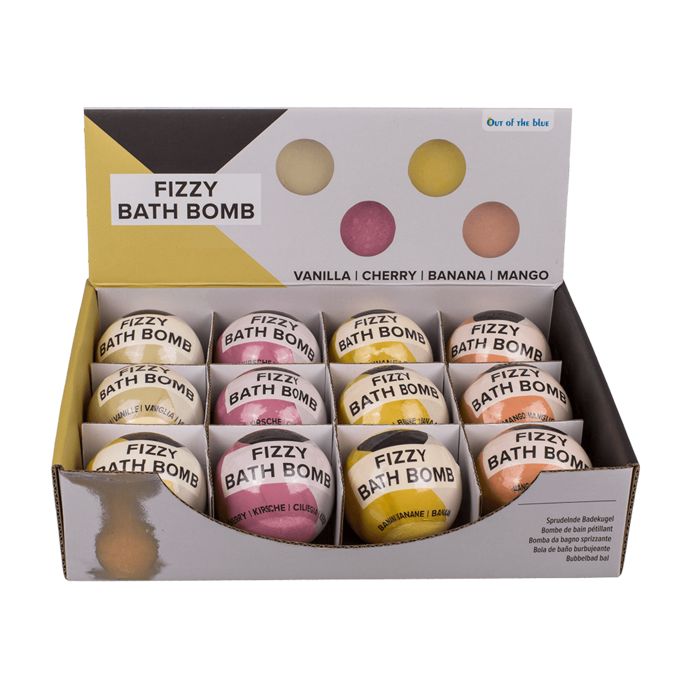 Badbruisballen in kartonnen doos. Opschrift: Fizzy Bath Bomb, smaken: vanille, kers, banaan, mango. 12 ballen in 3 rijen.
