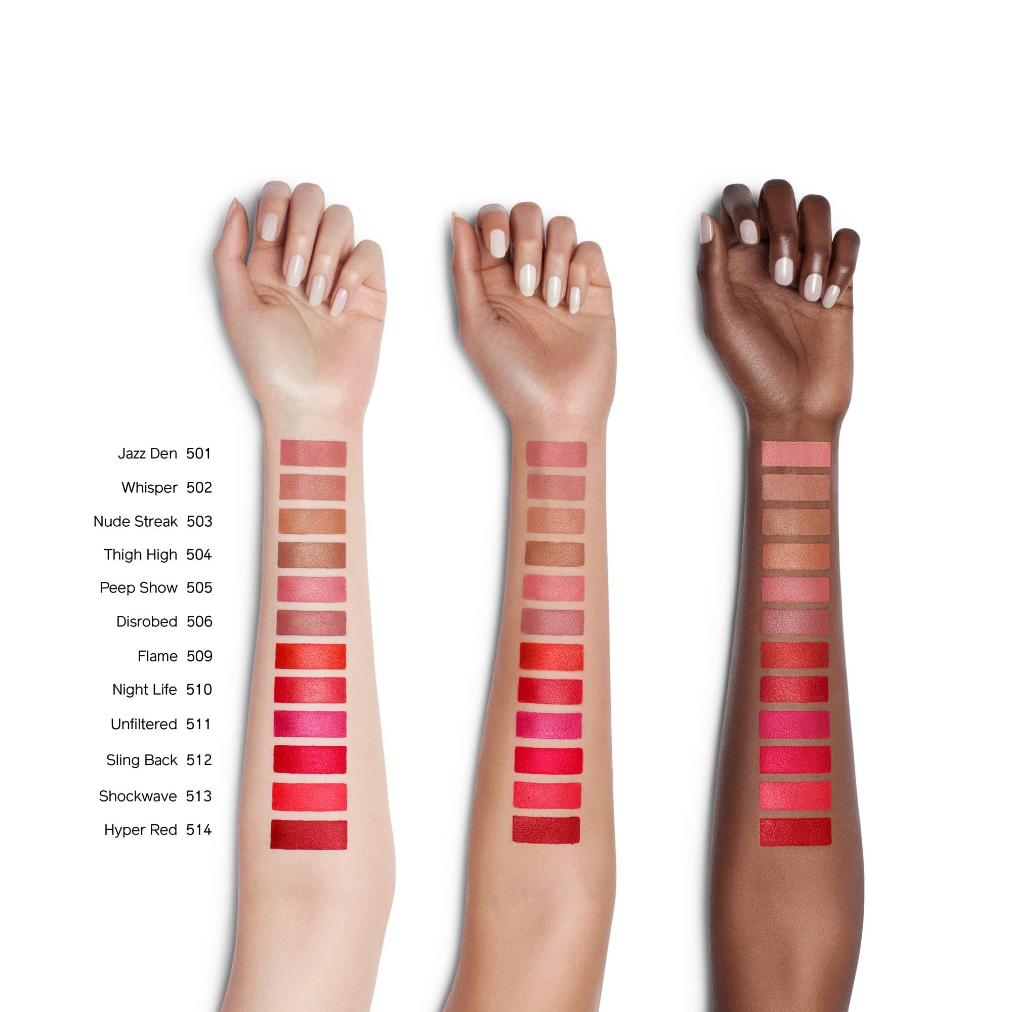 Armen met lipstickstalen. Verschillende huidtinten. Kleurnaam: Night Life 510.