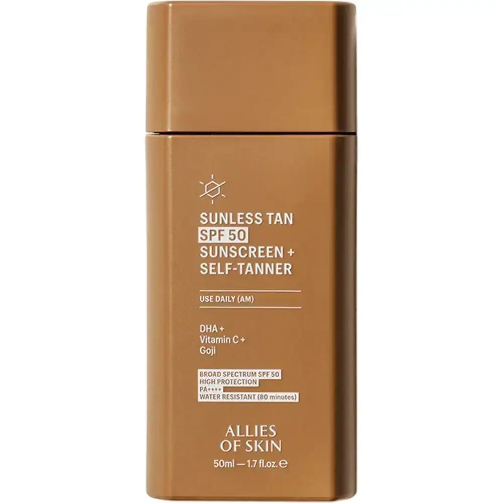Fles met ALLIES OF SKIN Sunless Tan SPF 50 Zonnebrandcrème en zelfbruiner.