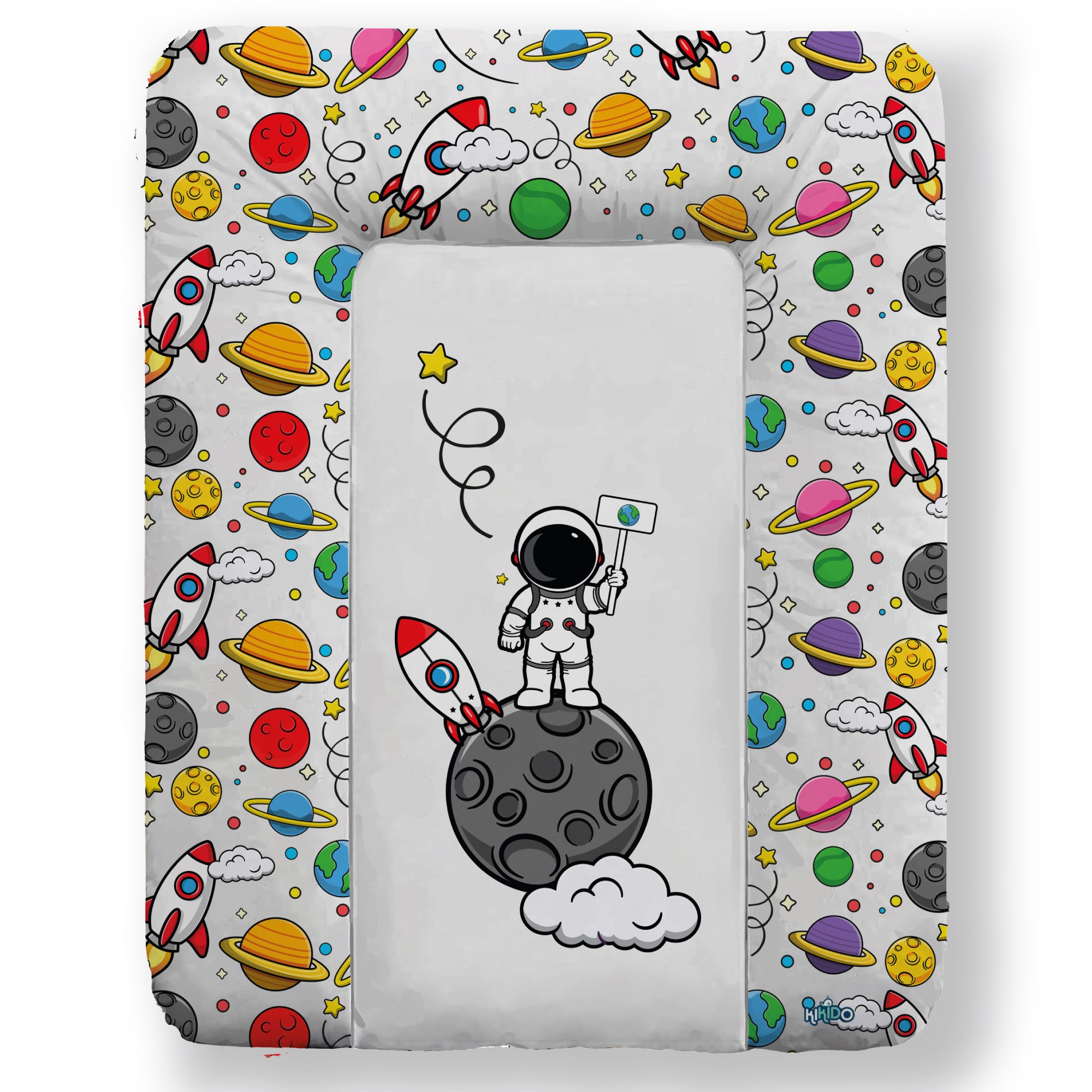 Verschoonkussen met ruimtevaartontwerp. Astronaut op maan, raketten, planeten. Vierkant, gewatteerd.