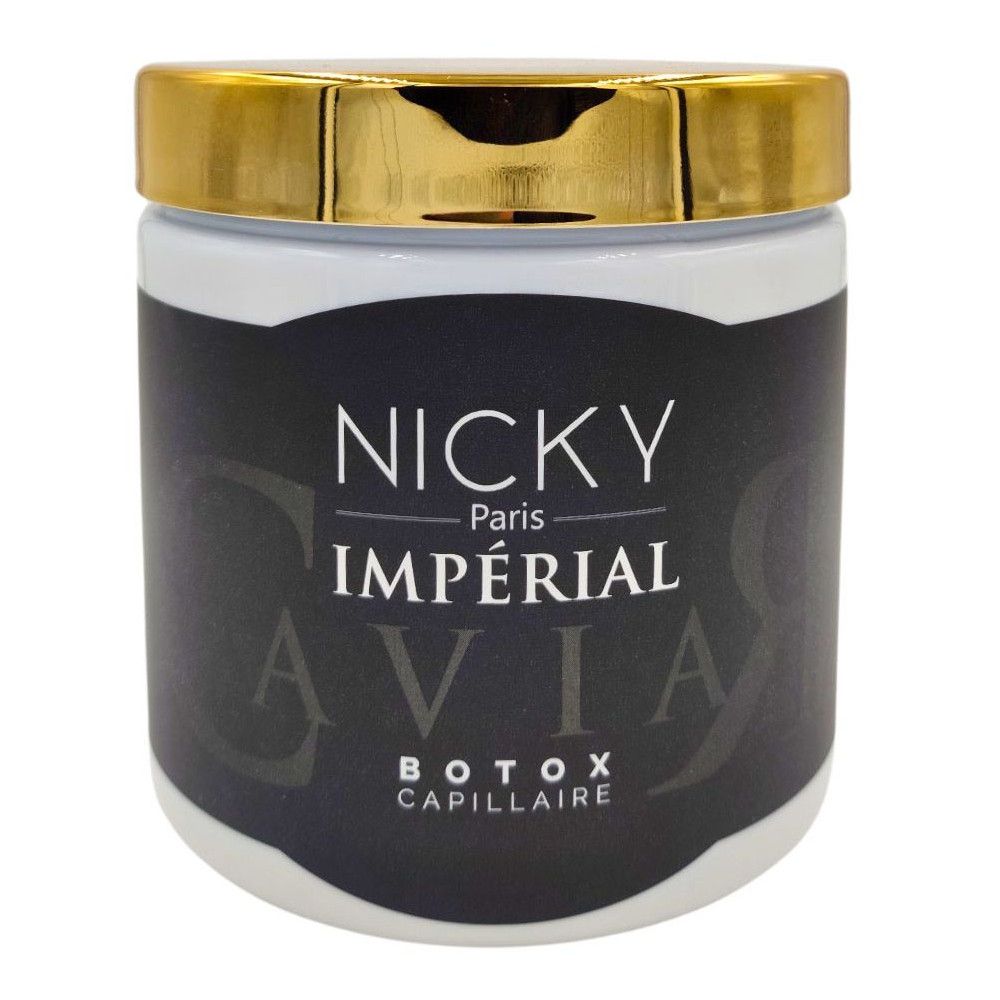 Pot rond, couvercle doré. Étiquette noire avec texte blanc: NICKY Paris IMPÉRIAL. BOTTOX CAPILAIRE.