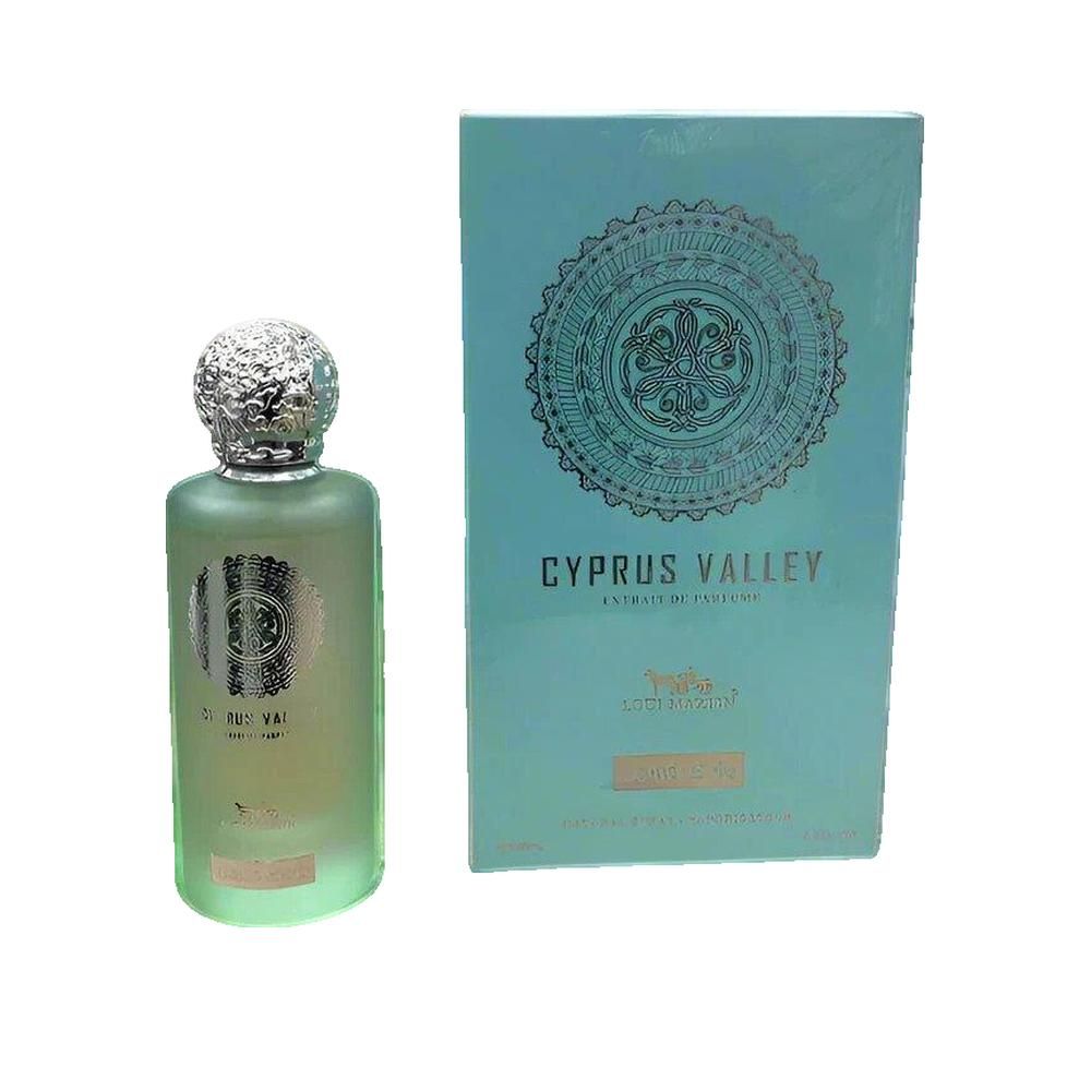 Boîte turquoise et flacon. Inscription: Cyprus Valley, Extrait de Parfum, Loui Martin. Flacon avec bouchon argenté.