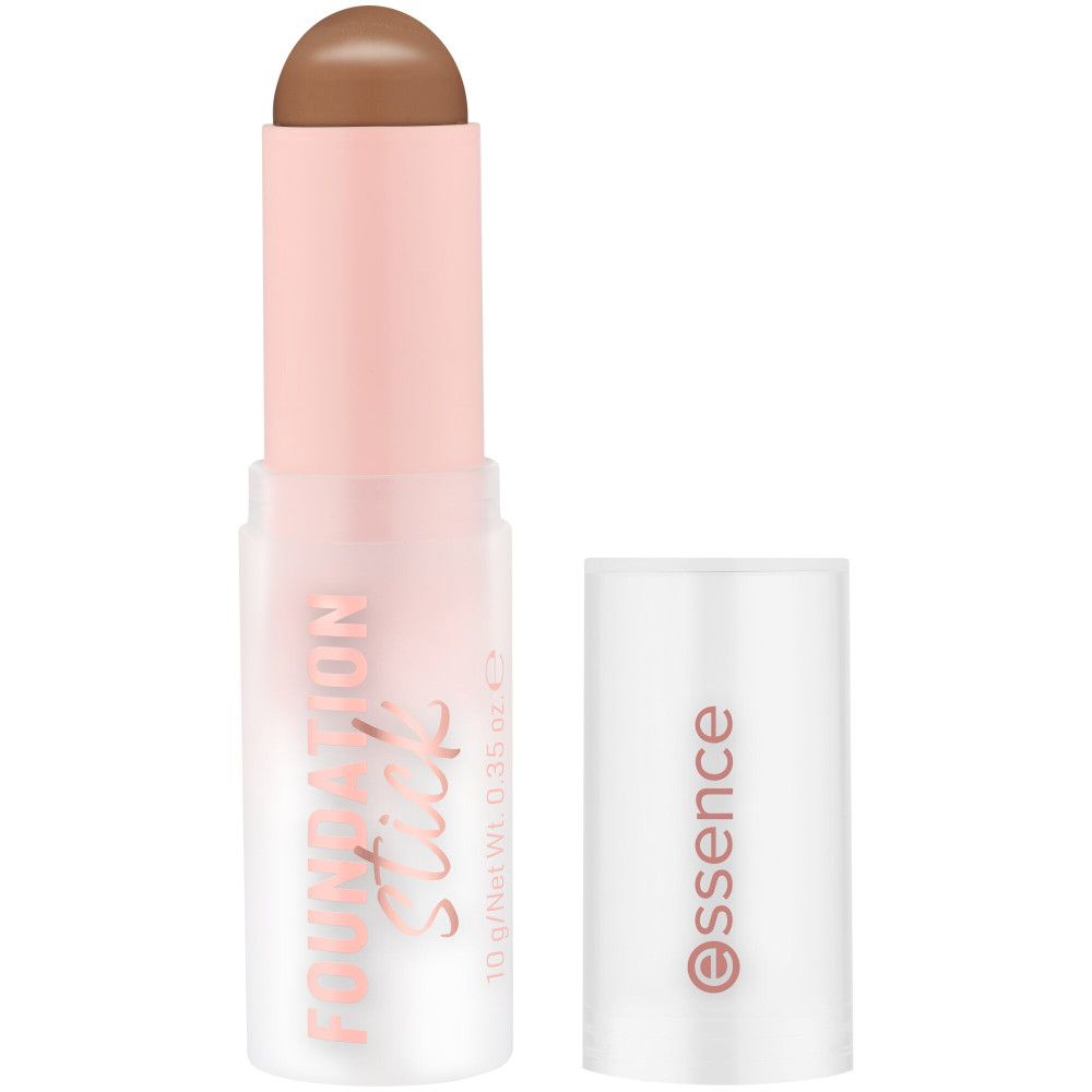 Essence Foundation Stick. Geopend, toont de stick. Witte dop ernaast. Productnaam zichtbaar.