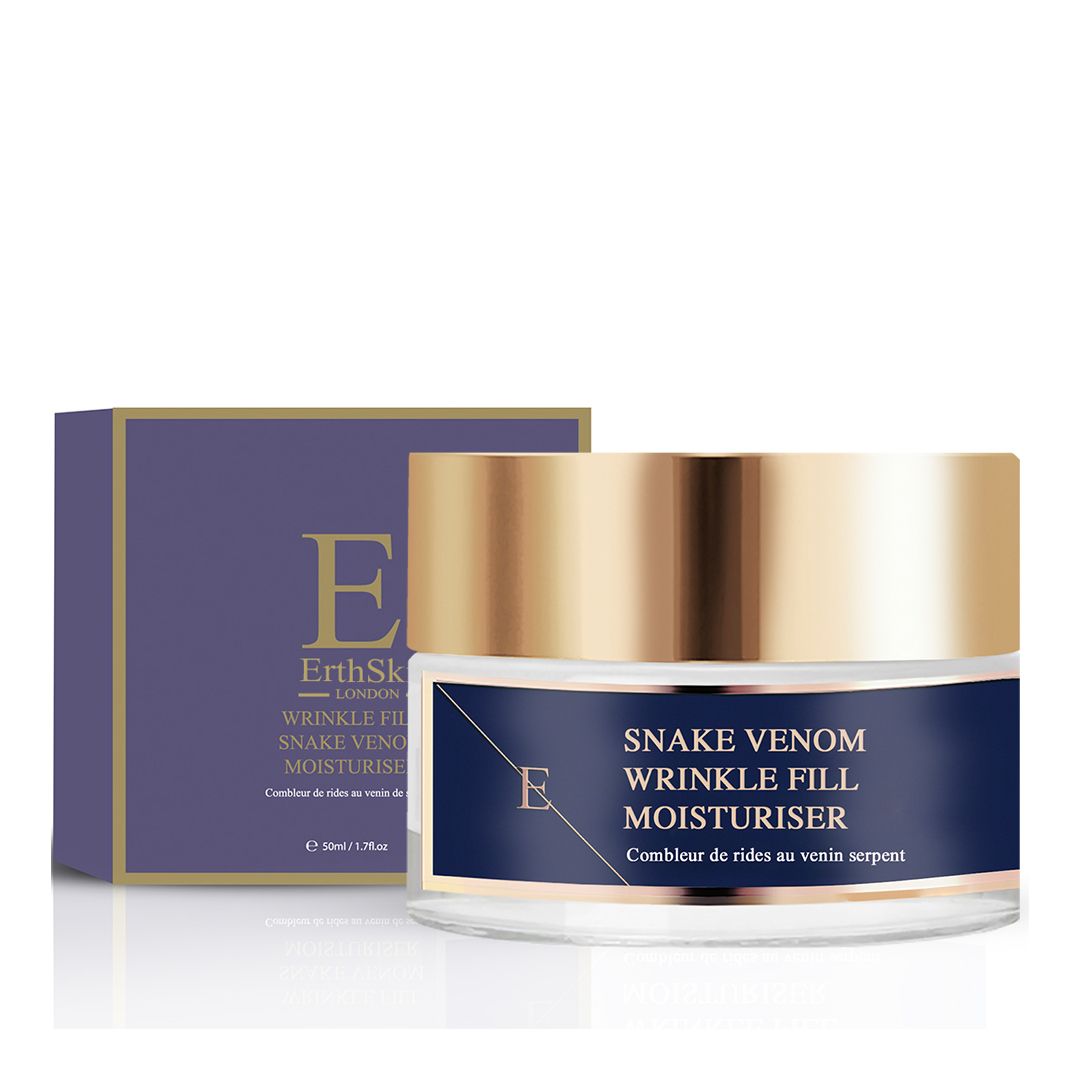 Pot en verre avec couvercle doré et boîte. Inscription: Snake Venom Wrinkle Fill Moisturiser. Étiquette bleue.