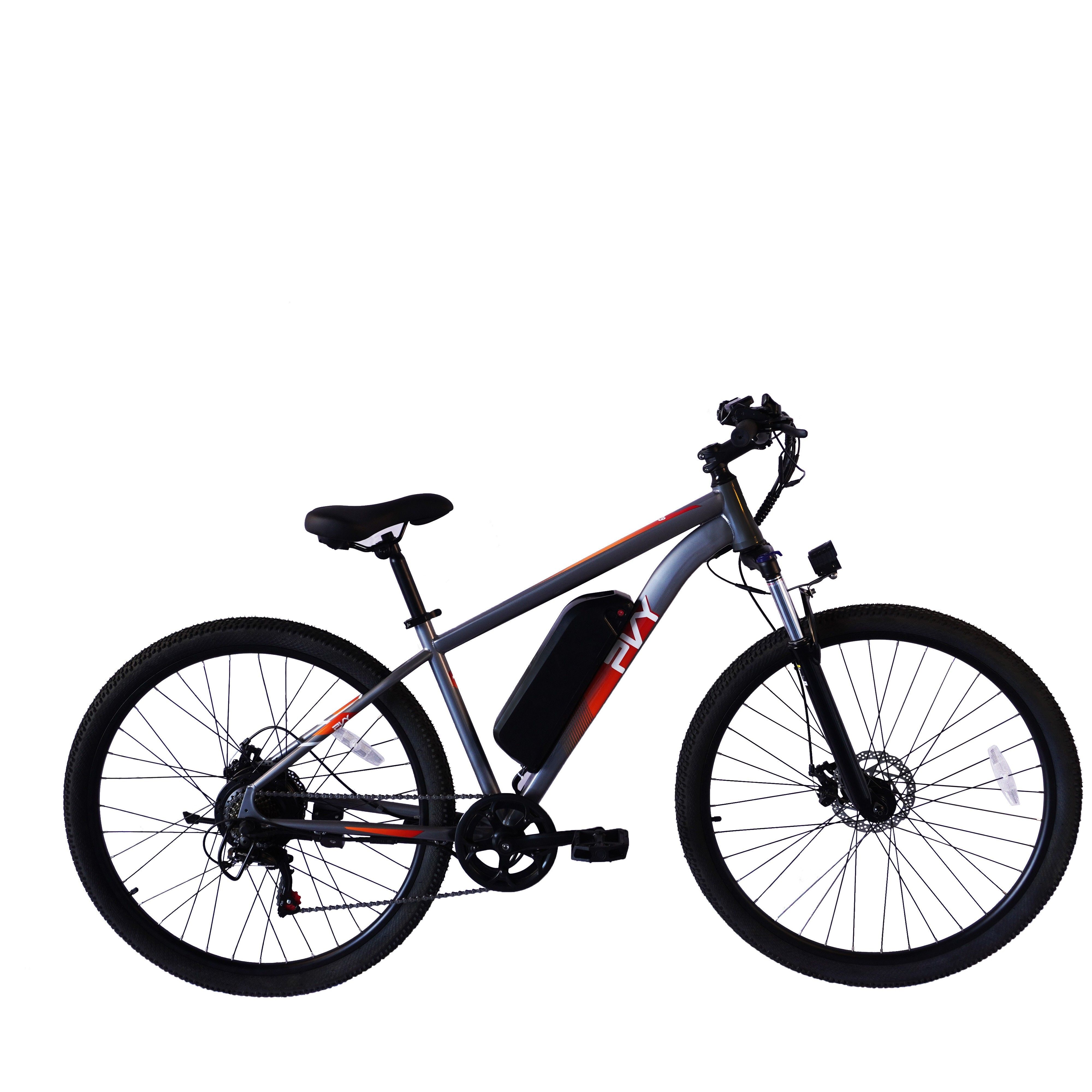 Vélo électrique gris avec pneus et selle noirs. Batterie sur le cadre, logo PVY. Bandes orange.