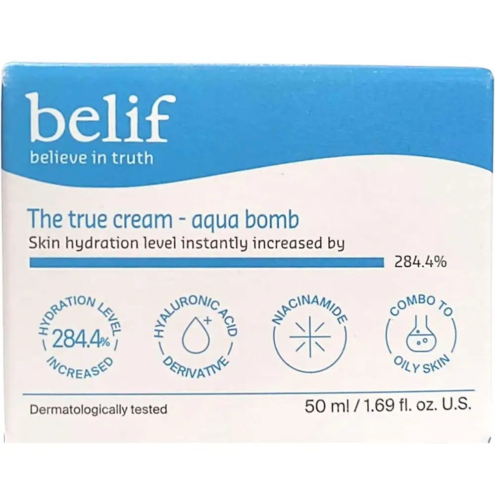 Emballage de Belif The True Cream Aqua Bomb avec des indications sur l'acide hyaluronique et le niacinamide.