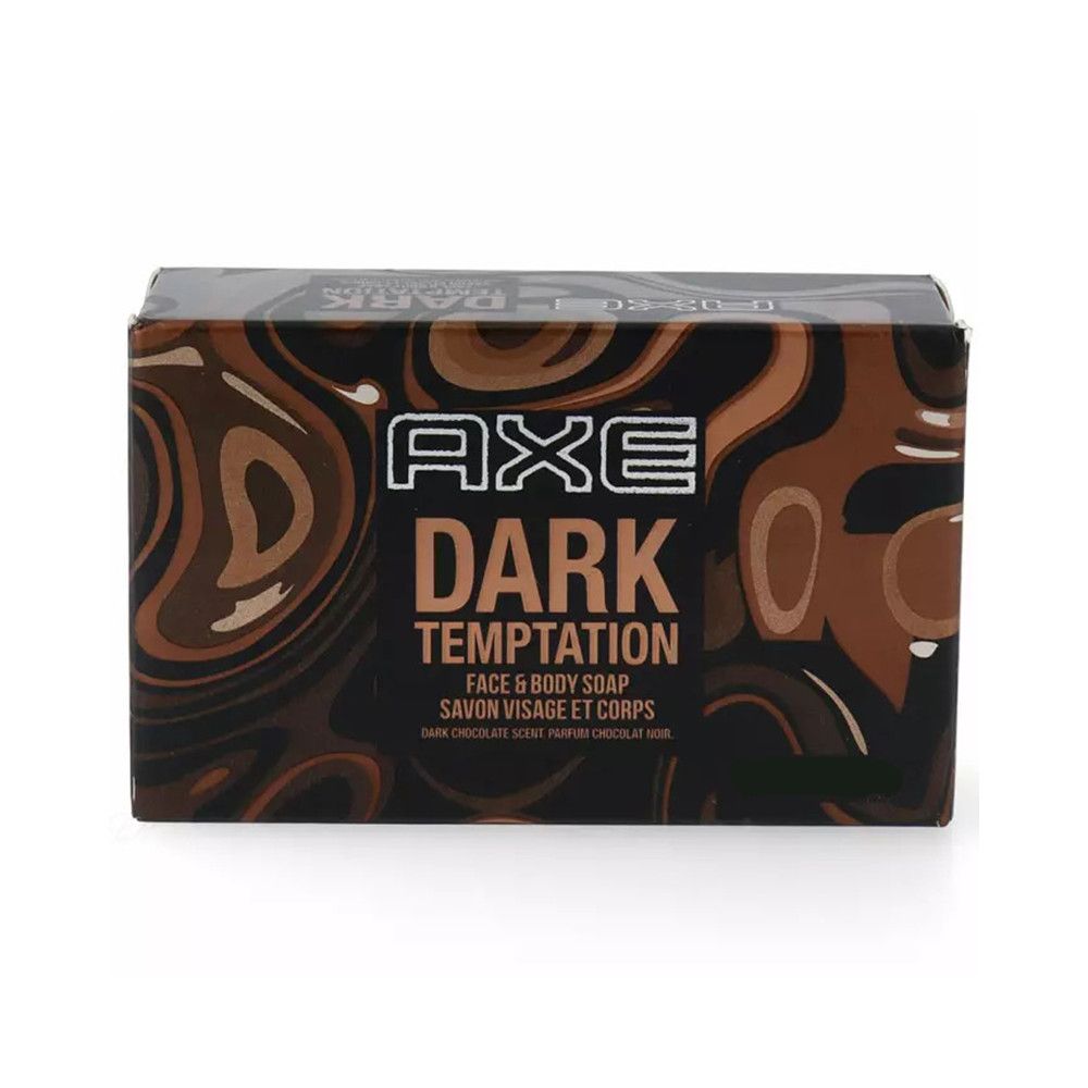 Axe Dark Temptation gezichts- en lichaamszeep. Zwarte verpakking met bruine patronen. Opschrift: Dark Temptation, Face & Body Soap.