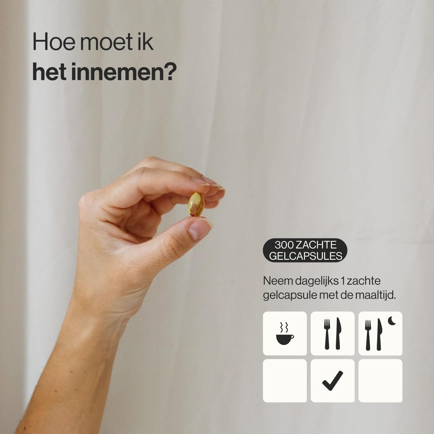 Hand houdt een zachte gelcapsule vast. Tekst: 300 zachte gelcapsules.