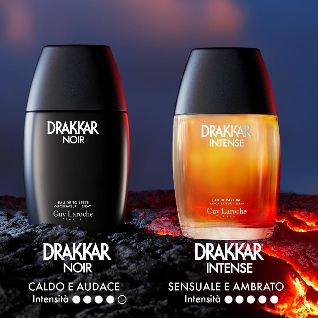 Twee flacons van Drakkar Noir en Drakkar Intense. Zwarte flacon en amberkleurige flacon. Beide met witte tekst.