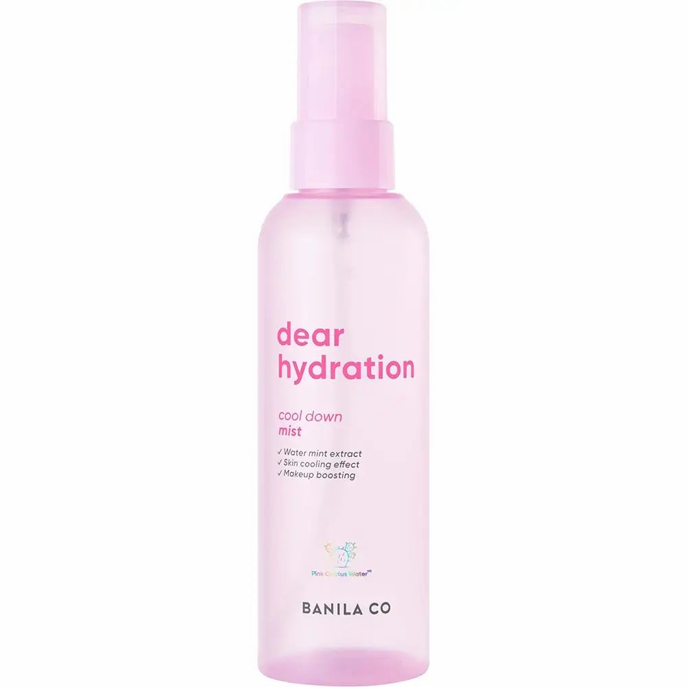 Roze fles met verstuiver. Opschrift: dear hydration cool down mist. Merk: BANILA CO.