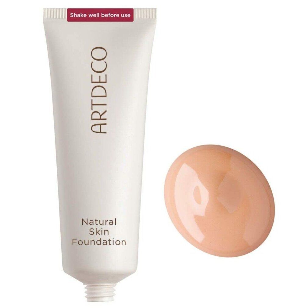 ARTDECO Natural Skin Foundation tube en een druppel foundation.