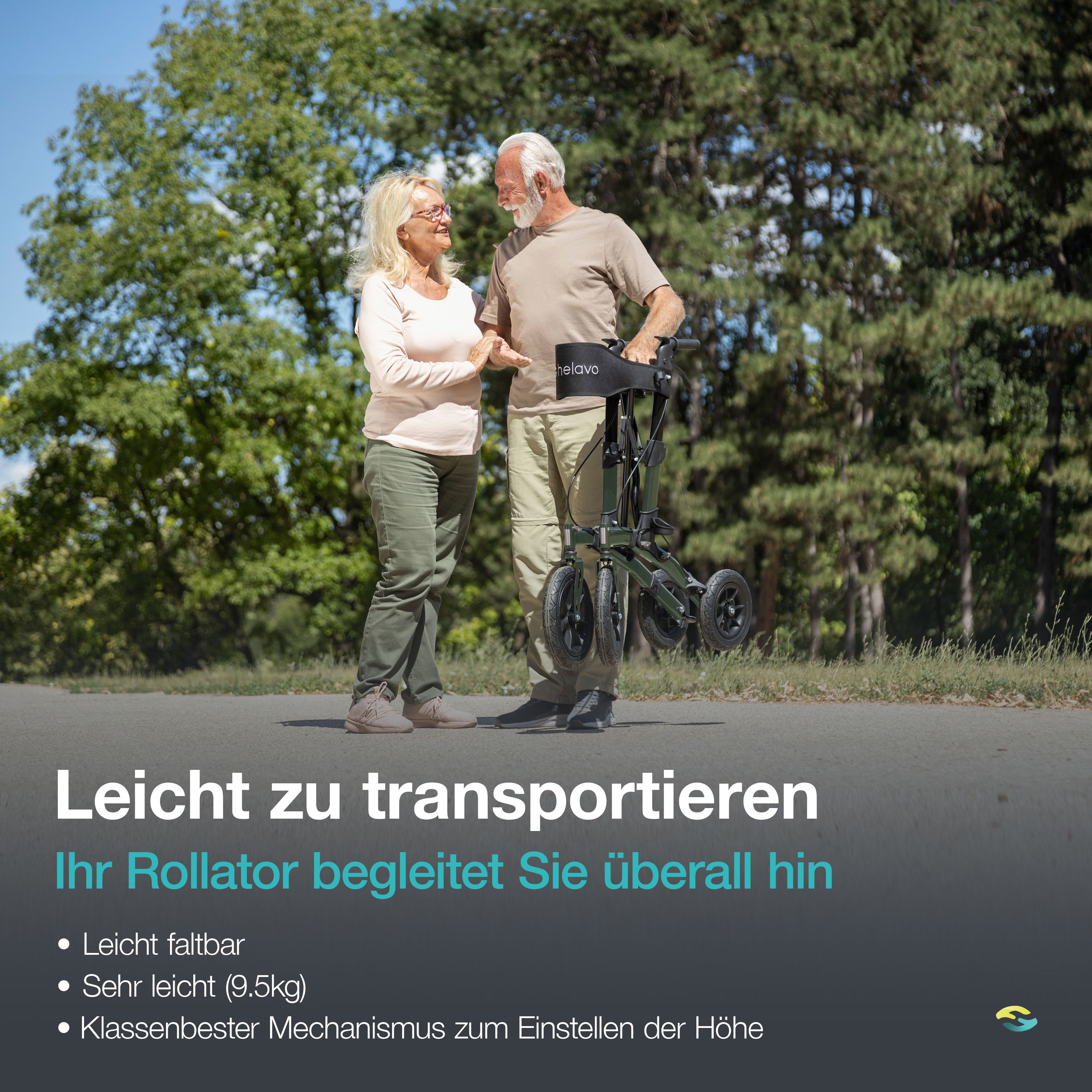 Rollator vert plié à côté d'un couple âgé sur un chemin extérieur. Facile à transporter.