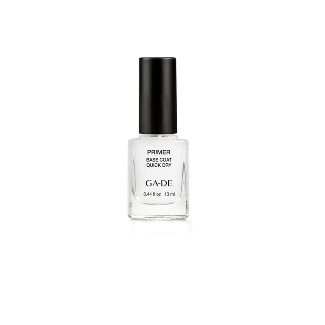 Ga-De Primer Base Coat. Flacon de vernis à ongles transparent avec bouchon noir. Inscription : Primer Base Coat Quick Dry. 13 ml.