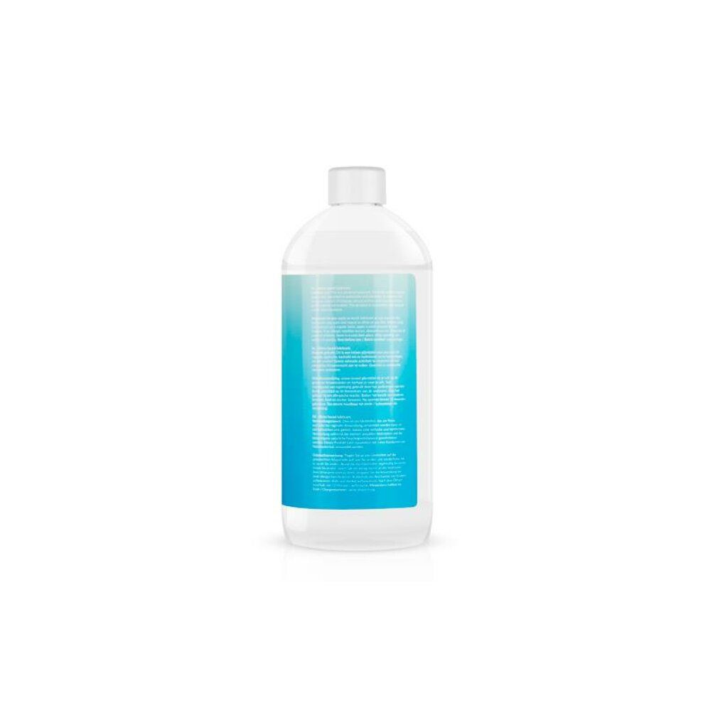 Transparante fles met blauw etiket. Tekst op etiket onleesbaar.