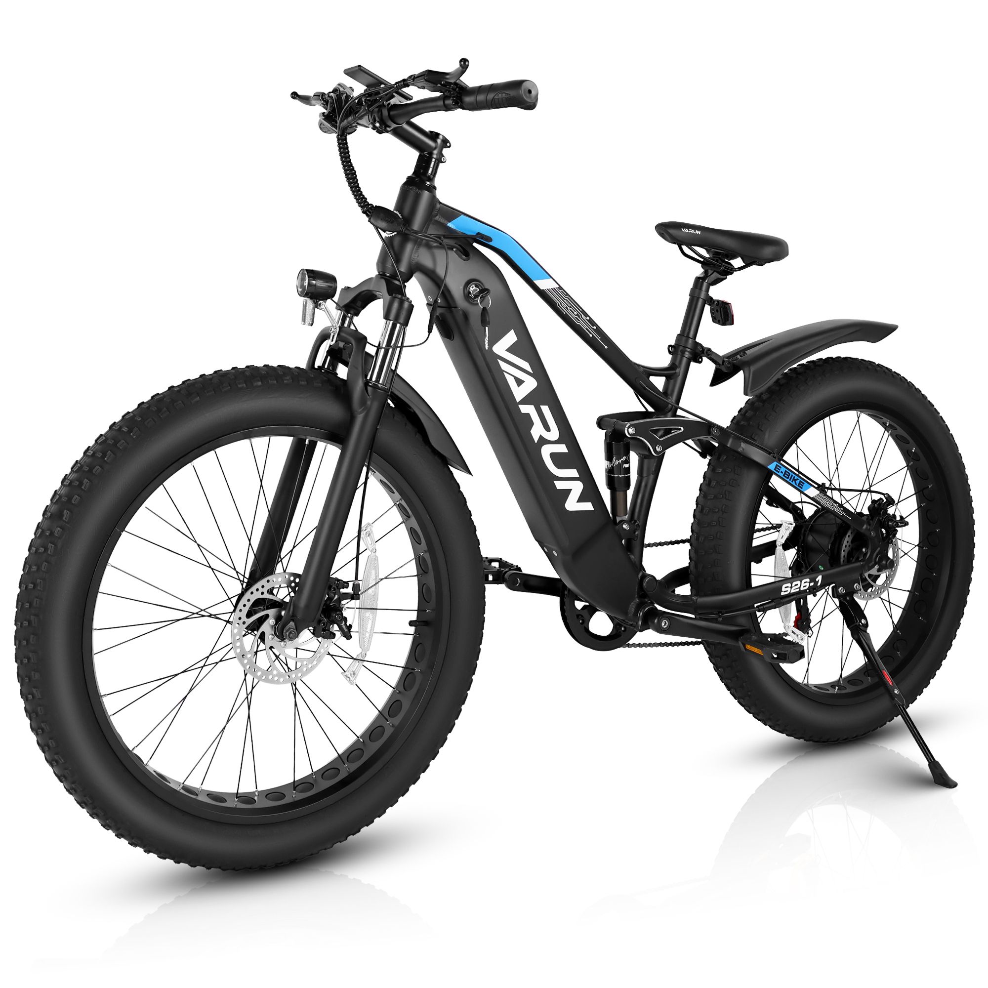 Zwarte e-bike met VARUN logo. Grote banden, vering, koplamp, spatborden. S26-1.